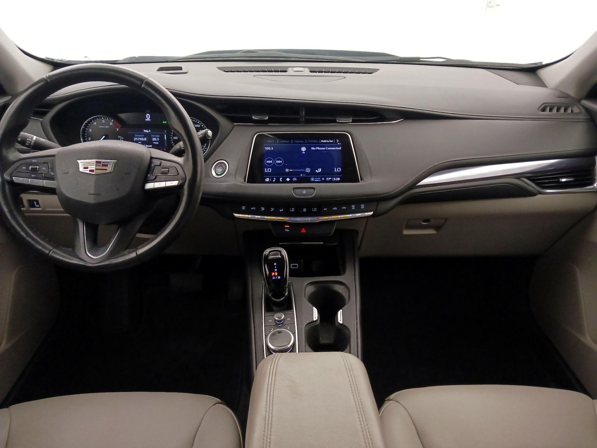 Thumbnail: 2023 Cadillac XT4 - 9