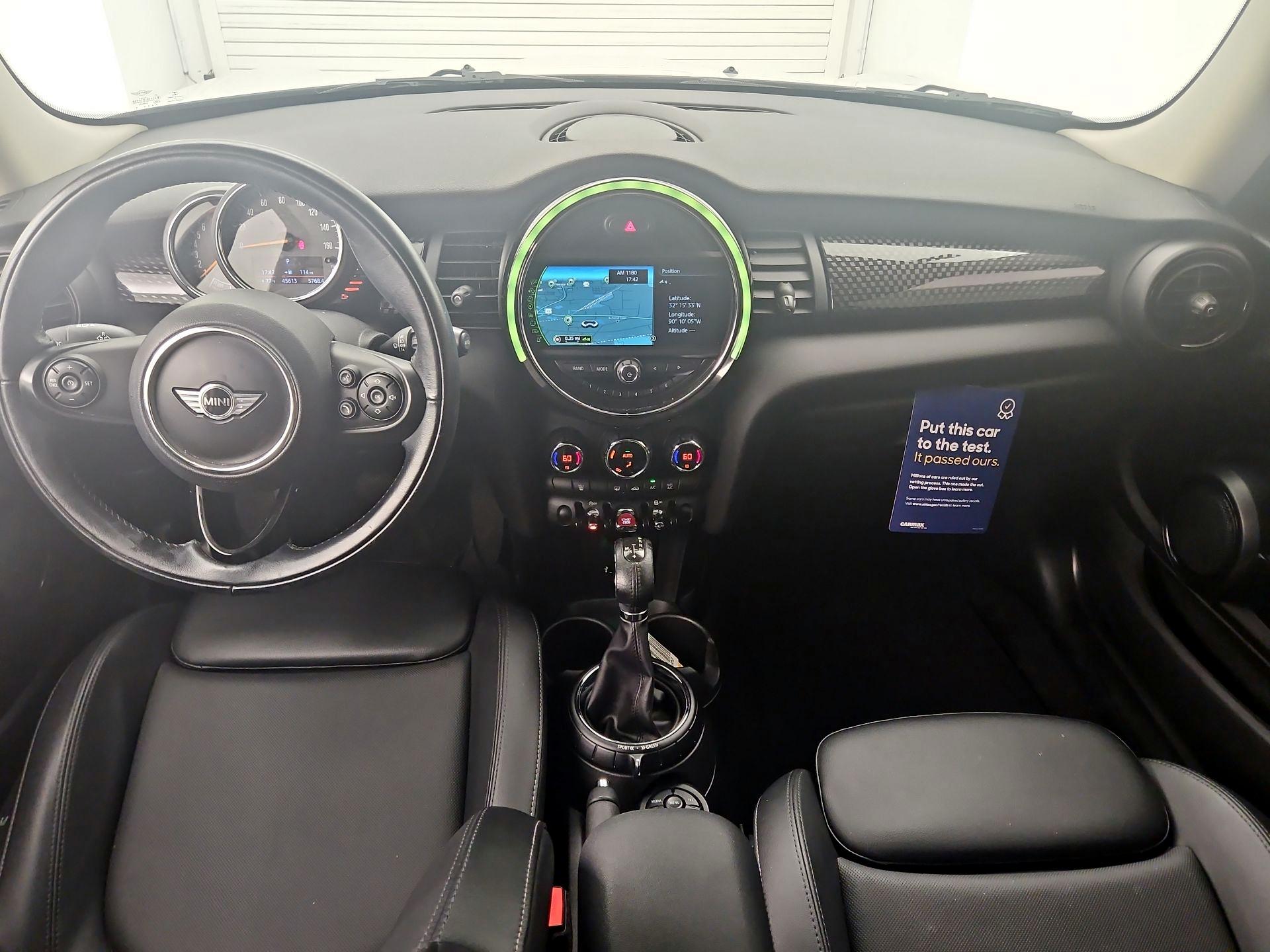 Thumbnail: 2017 MINI Cooper Hardtop - 9