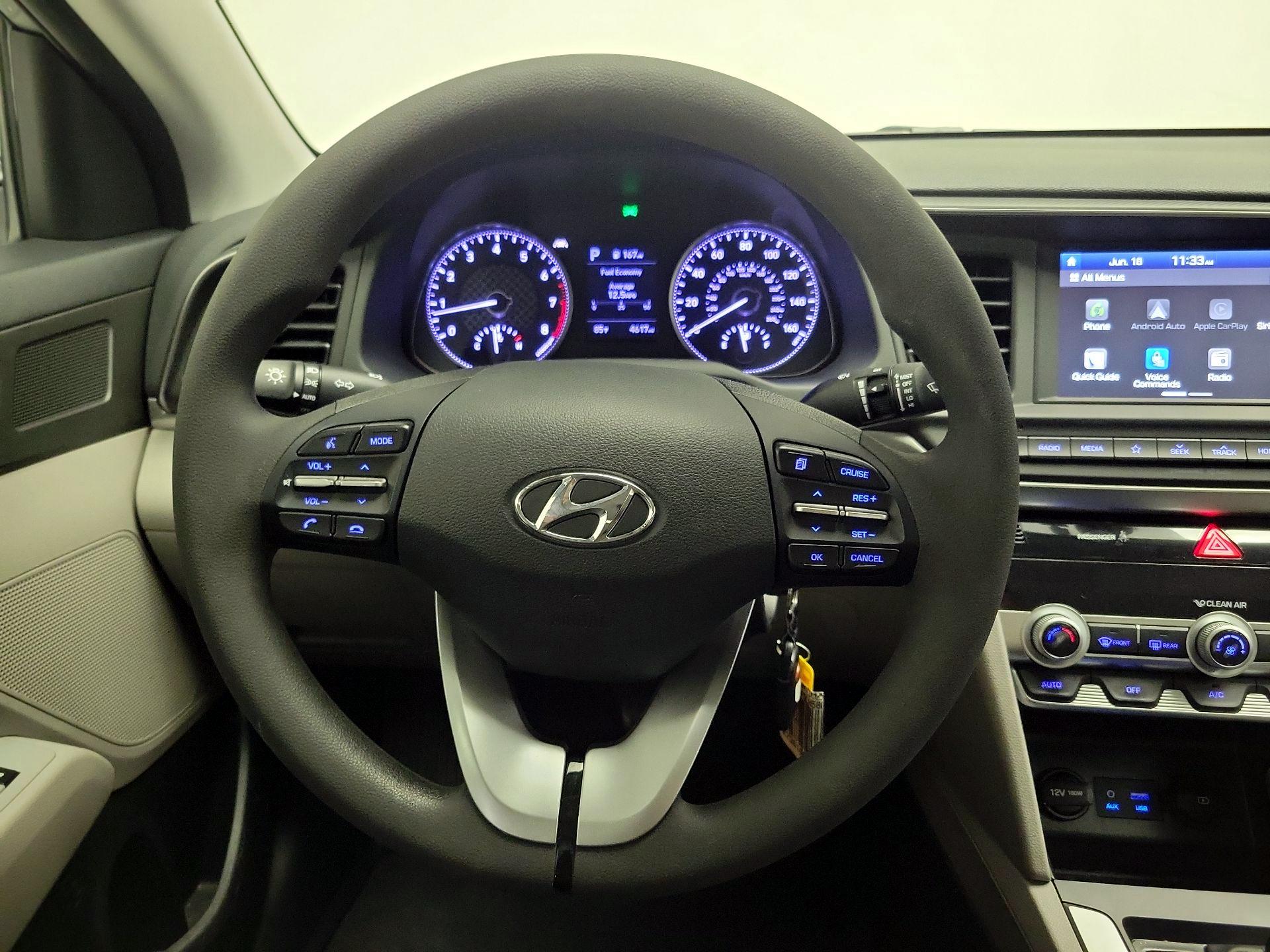 Thumbnail: 2020 Hyundai Elantra - 10