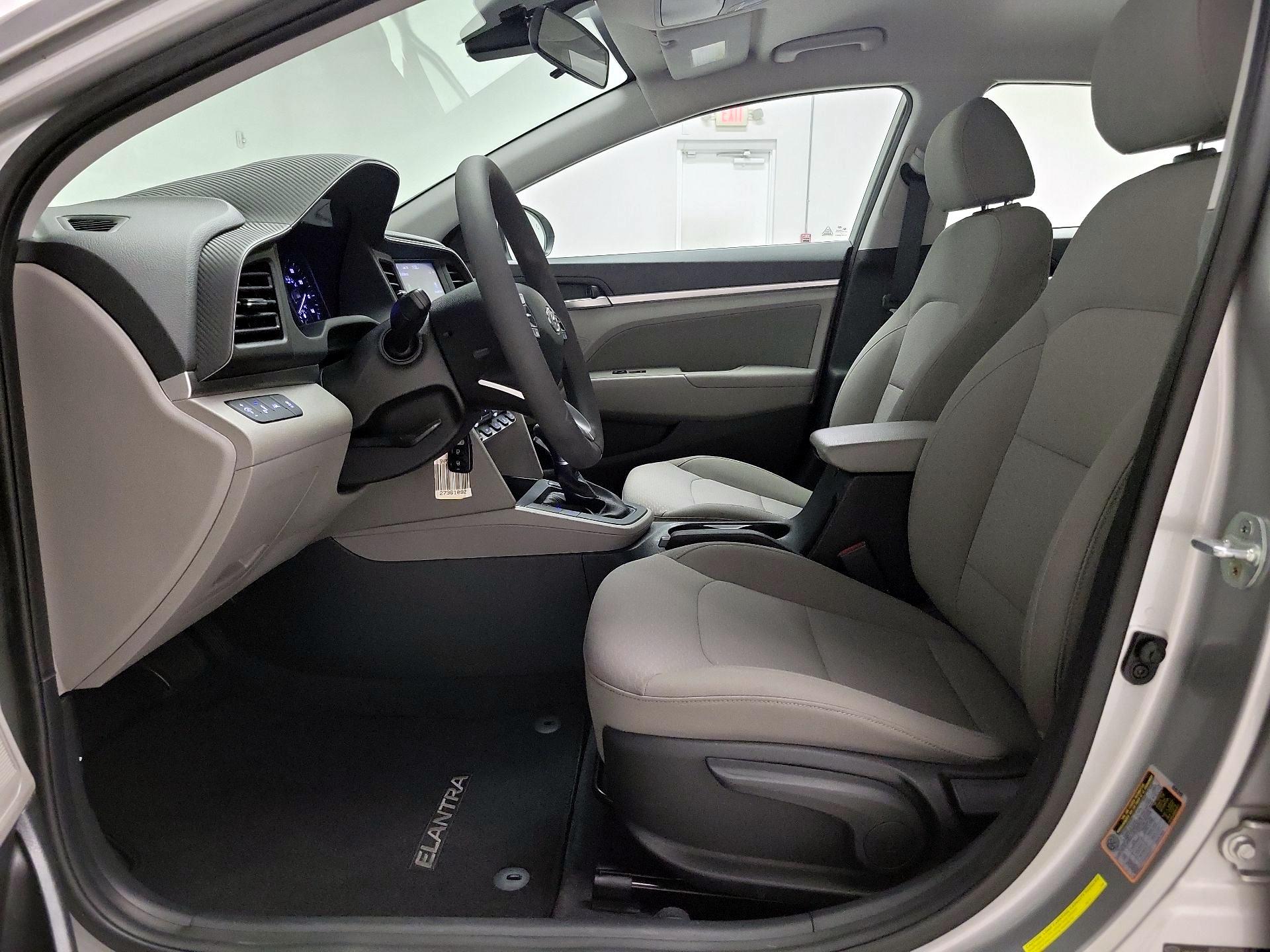 Thumbnail: 2020 Hyundai Elantra - 11