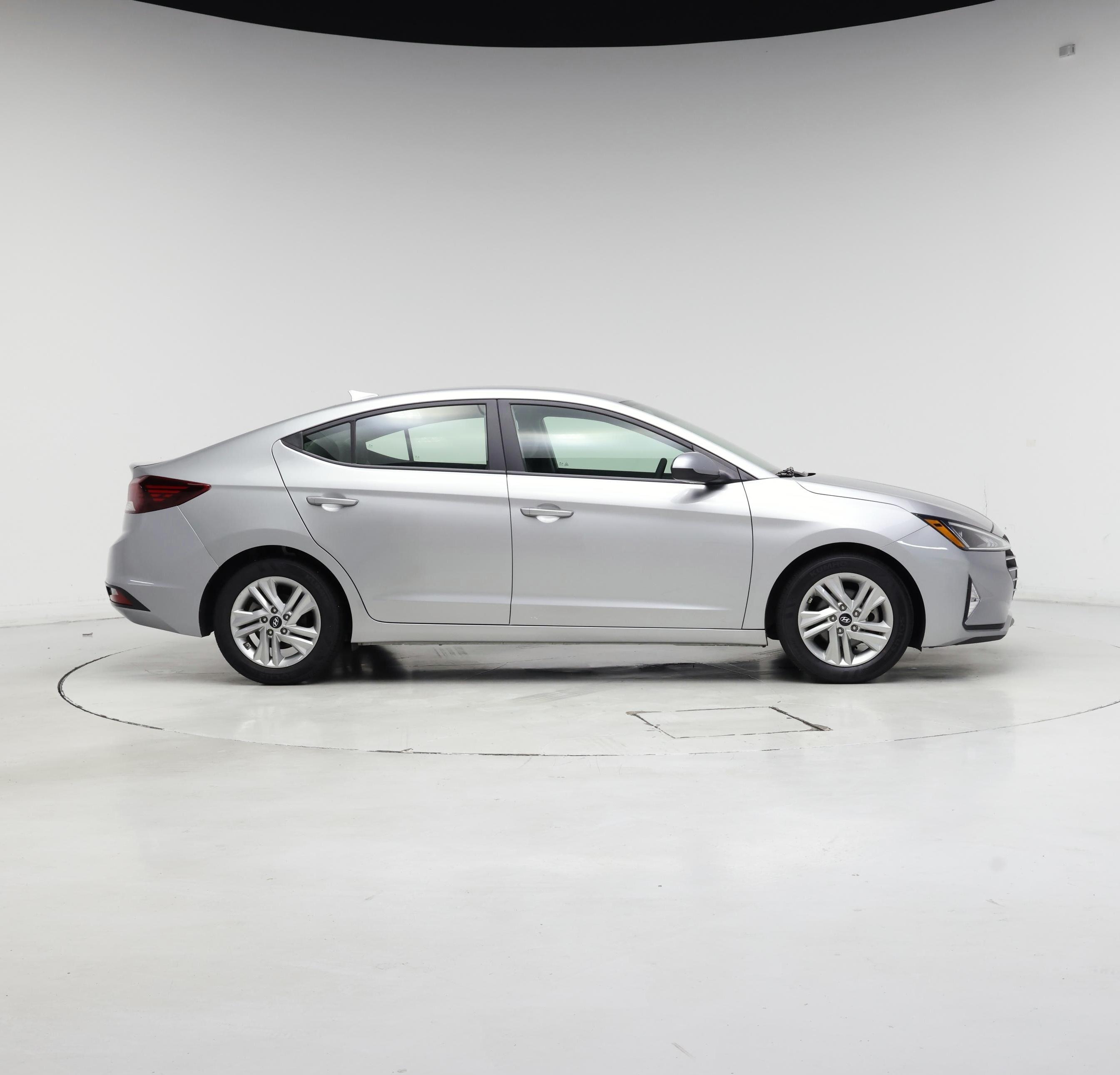 Thumbnail: 2020 Hyundai Elantra - 7