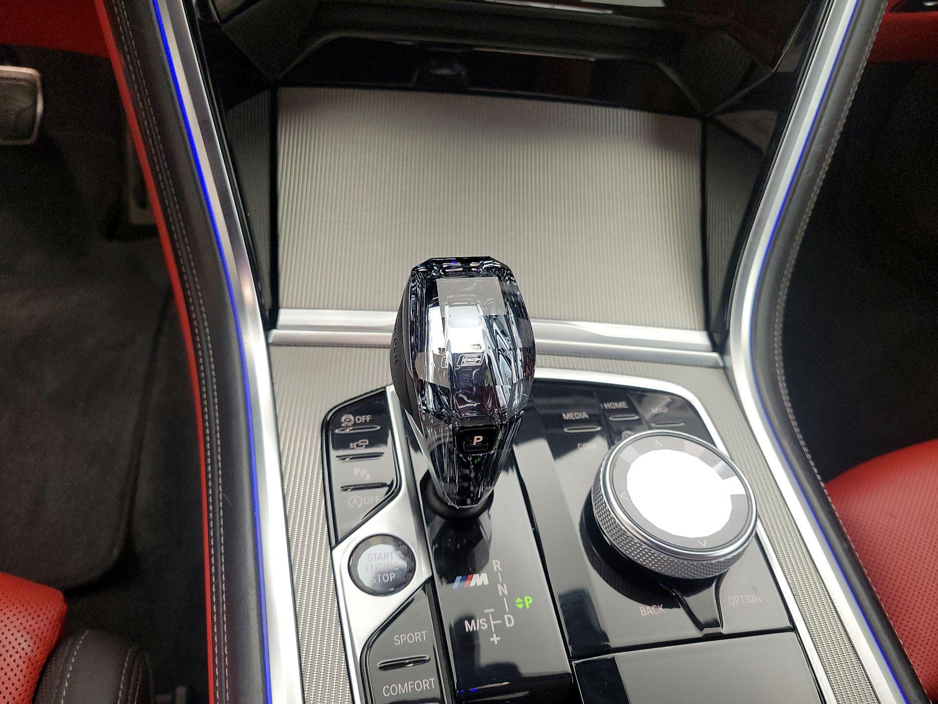Thumbnail: 2019 BMW 8 Series - 15