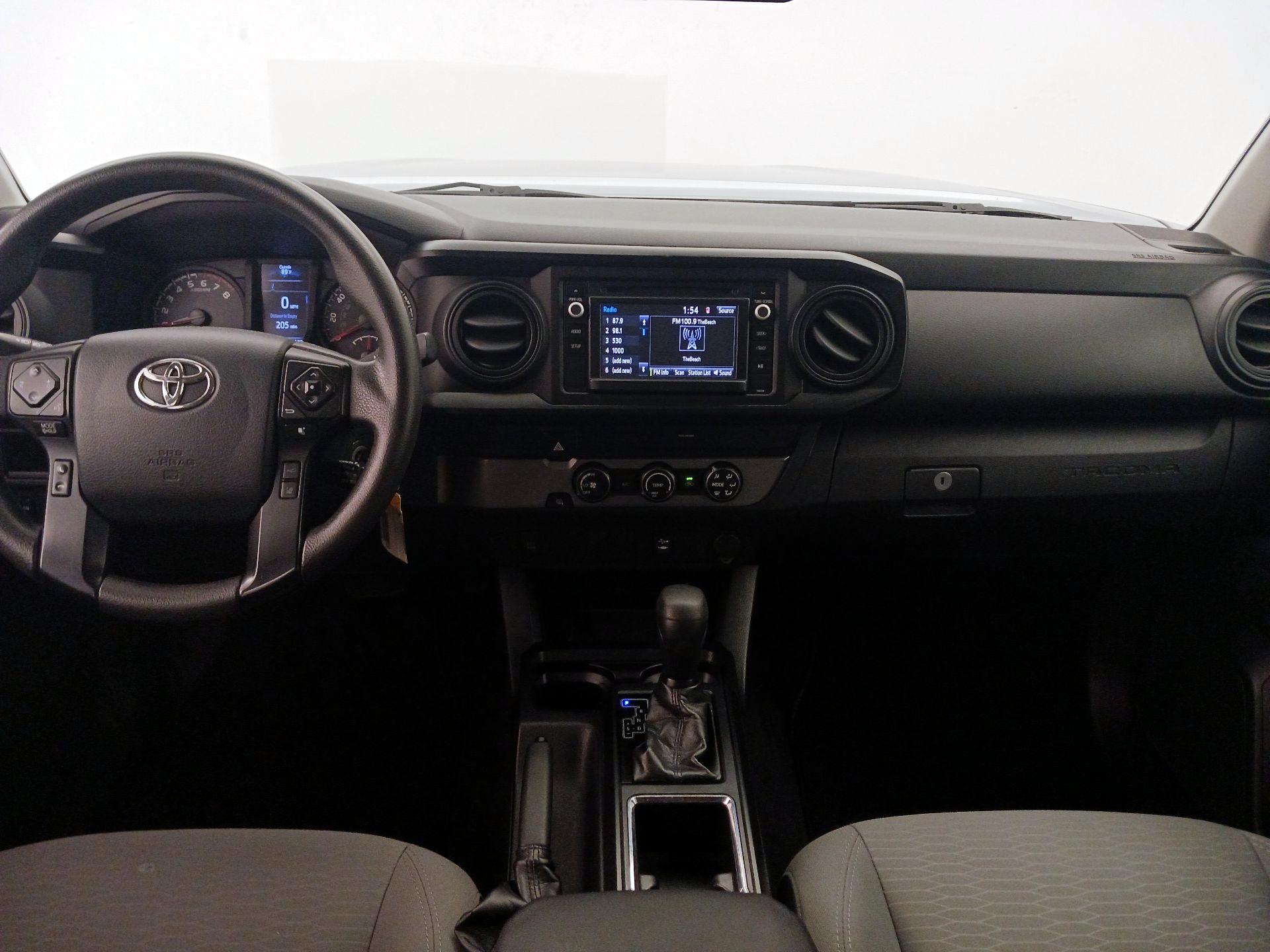 Thumbnail: 2019 Toyota Tacoma - 9