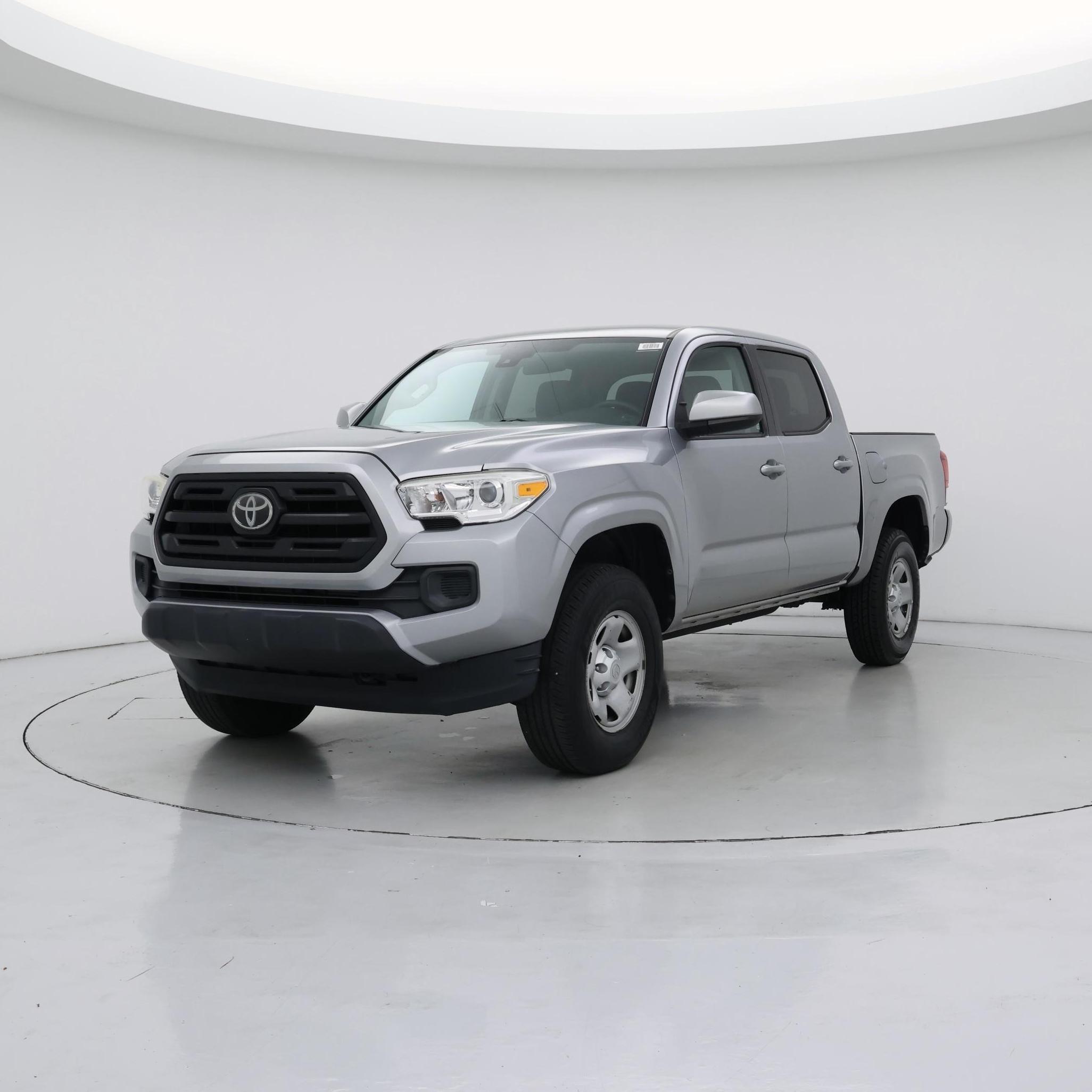 Thumbnail: 2019 Toyota Tacoma - 4
