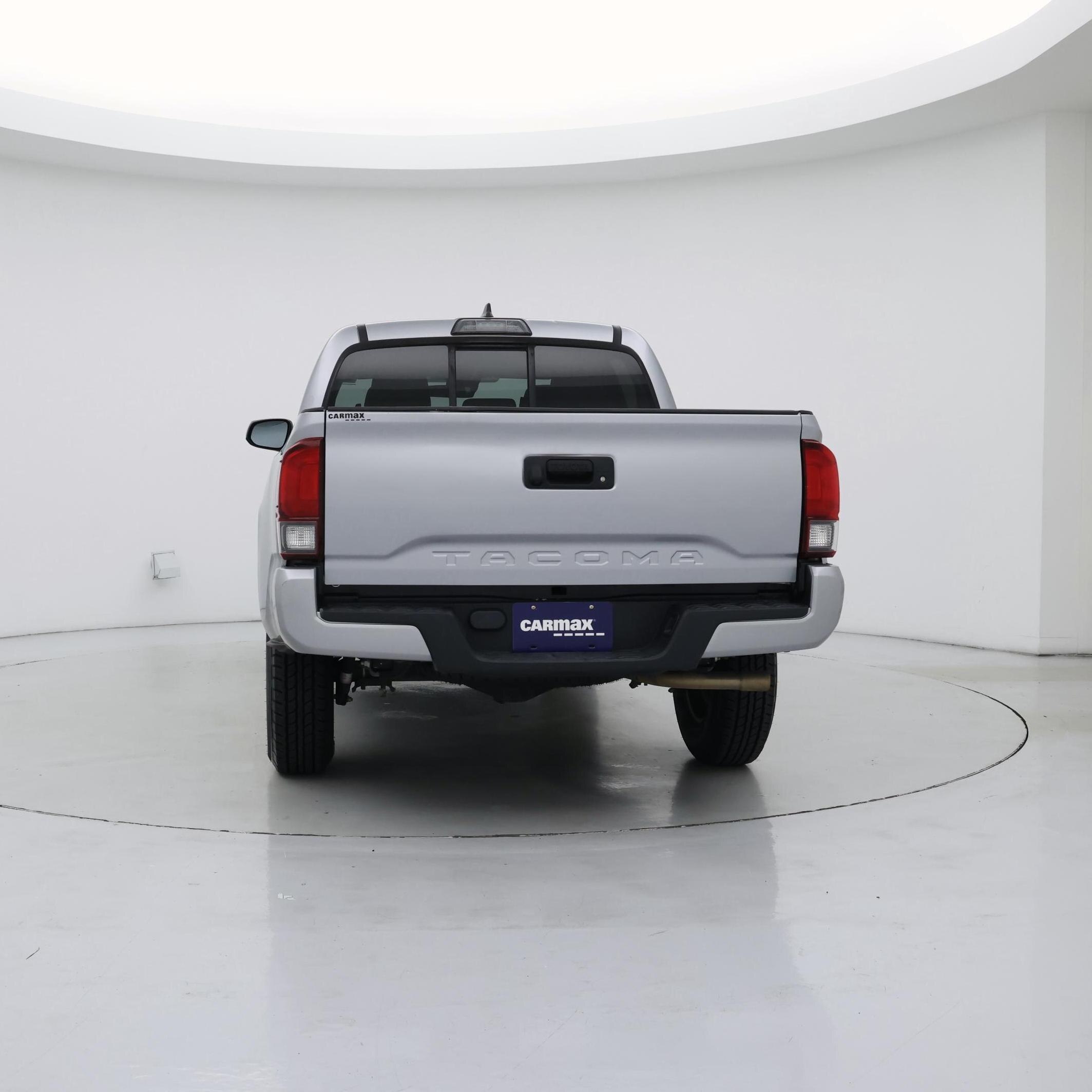 Thumbnail: 2019 Toyota Tacoma - 6