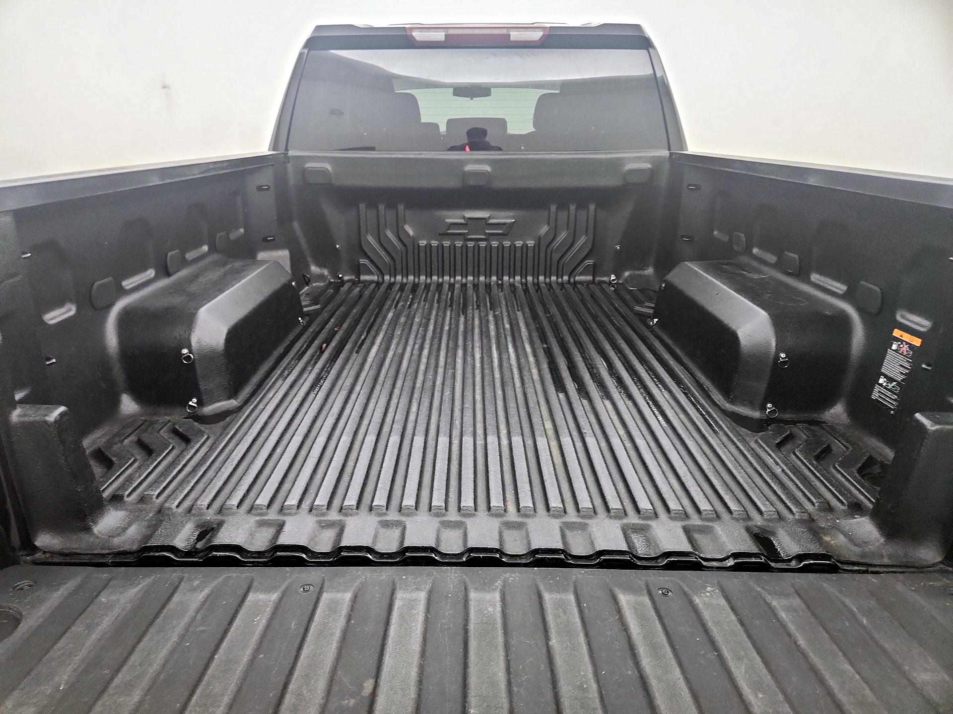 Thumbnail: 2020 Chevrolet Silverado 1500 - 20