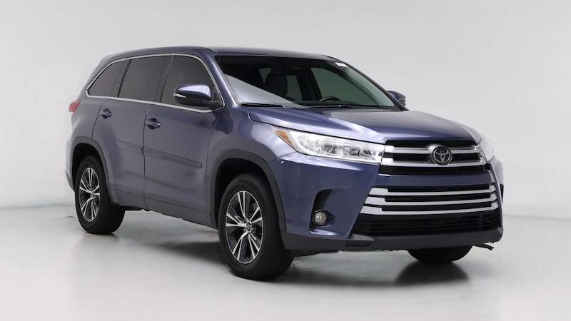 2018 Toyota Highlander Plus Hero Image
