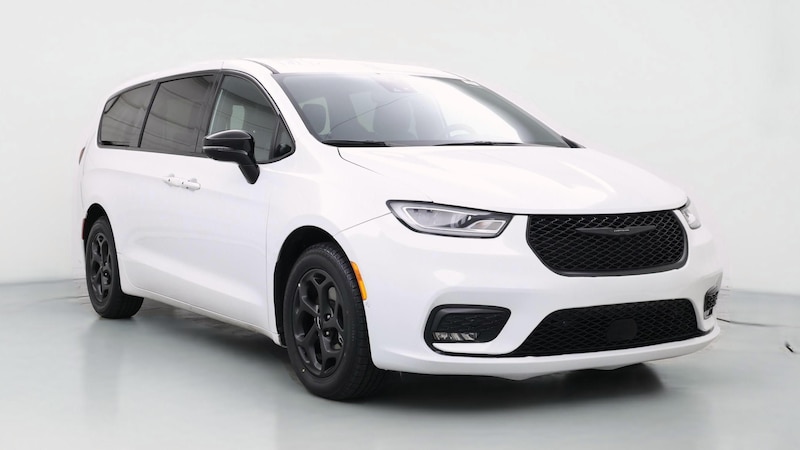 2024 Chrysler Pacifica Hybrid S Appearance Hero Image