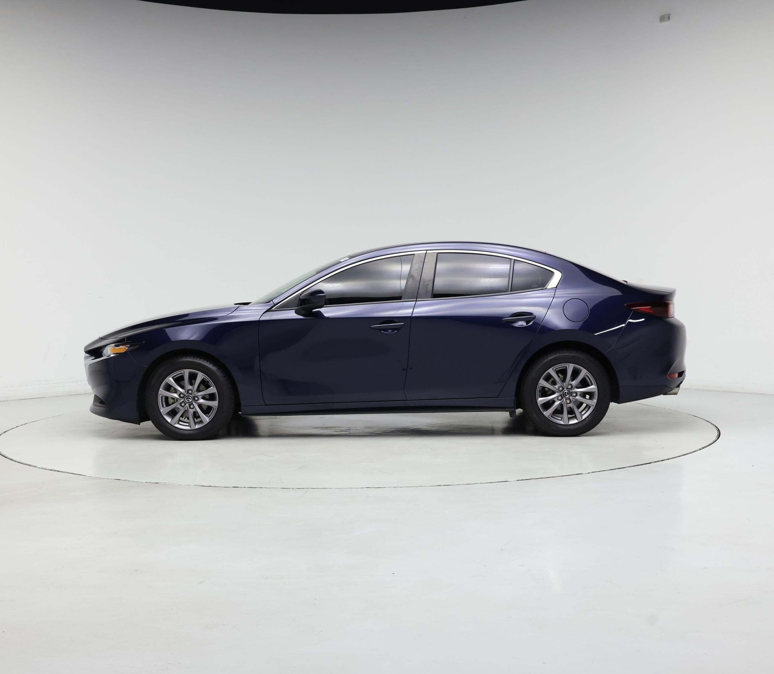 Thumbnail: 2022 Mazda Mazda3 - 3