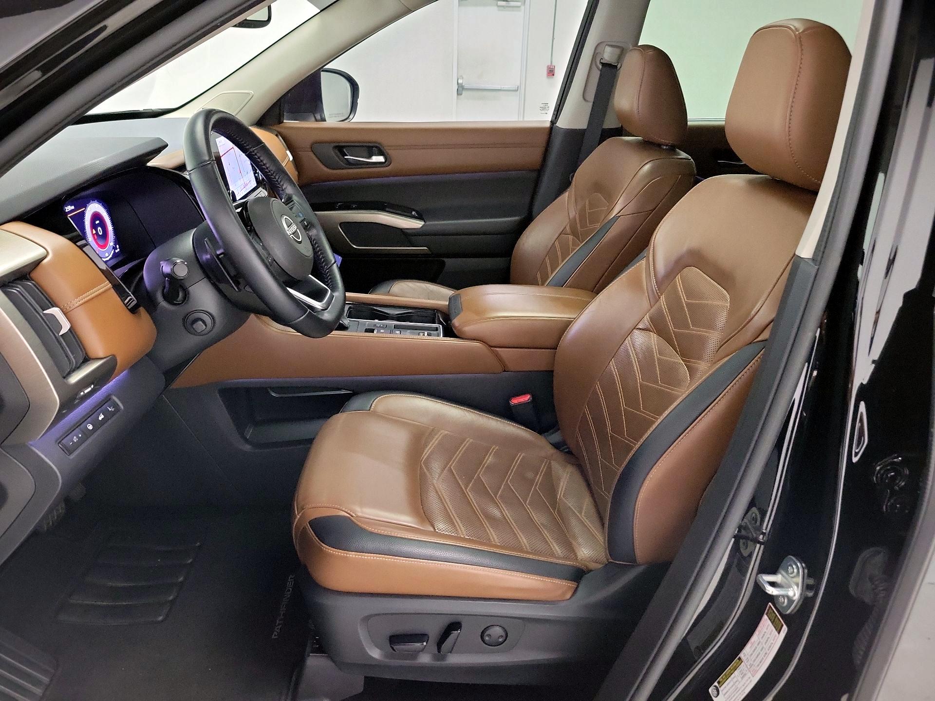 Thumbnail: 2022 Nissan Pathfinder - 11