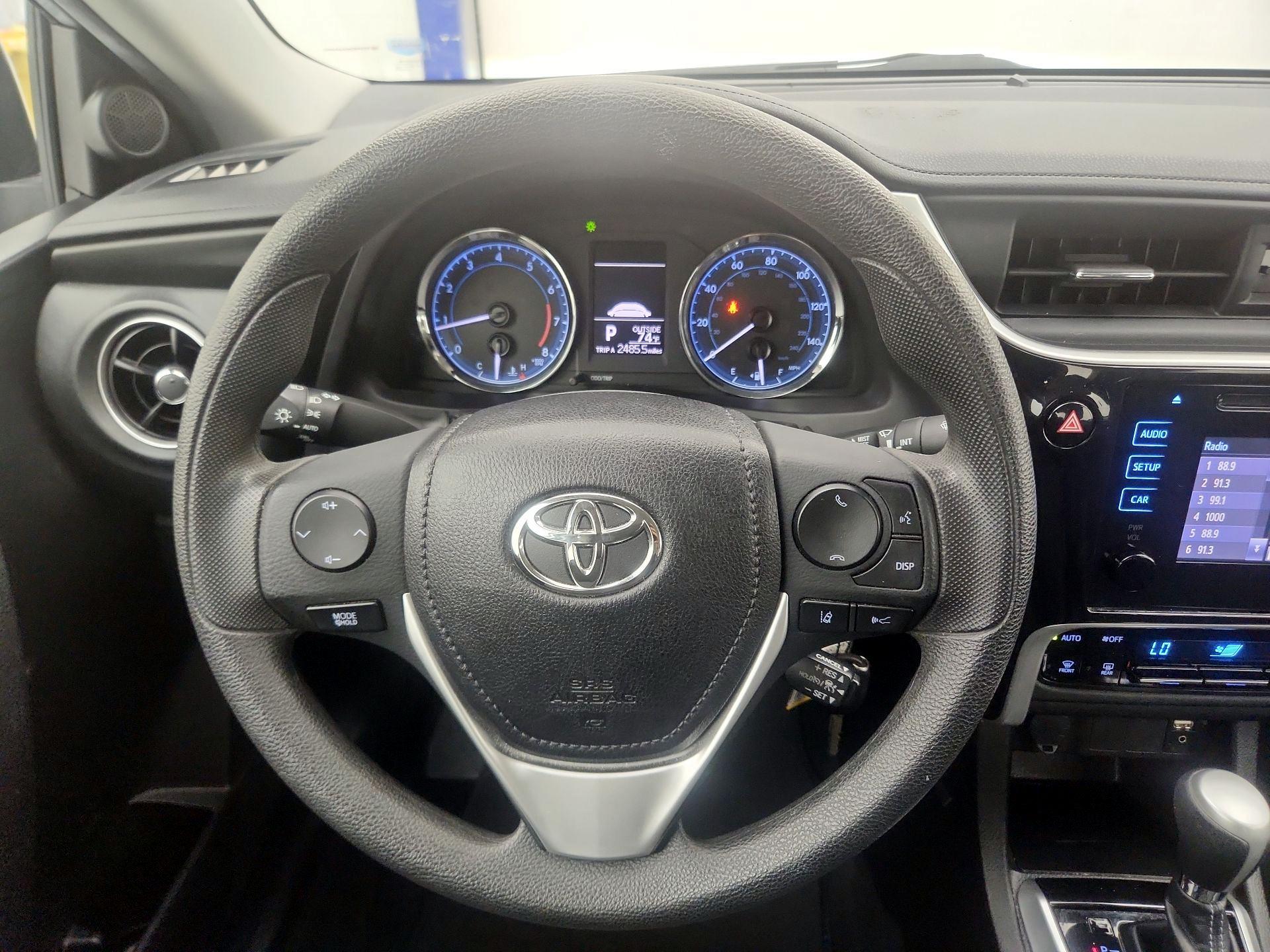 Thumbnail: 2019 Toyota Corolla - 10