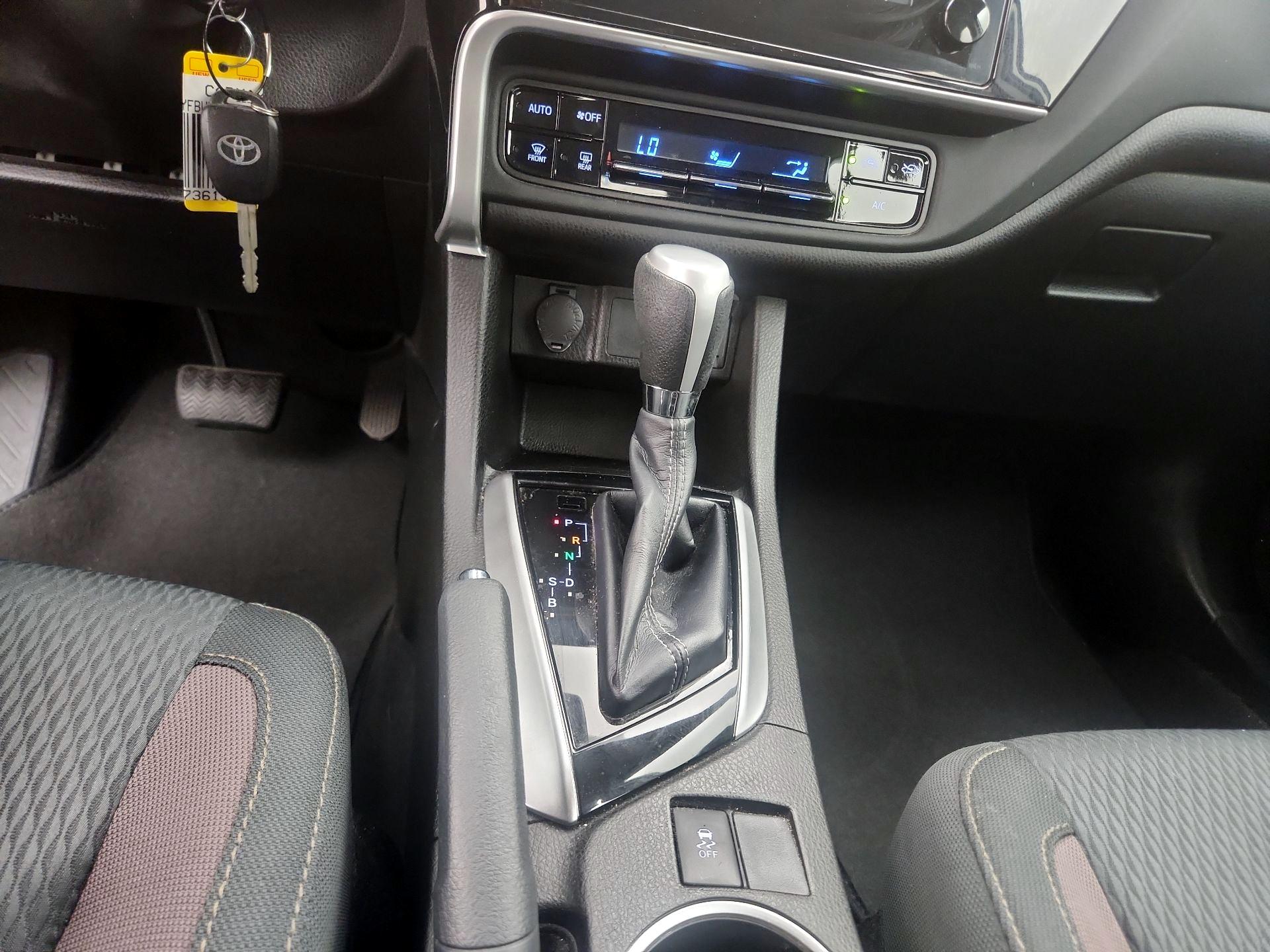 Thumbnail: 2019 Toyota Corolla - 17