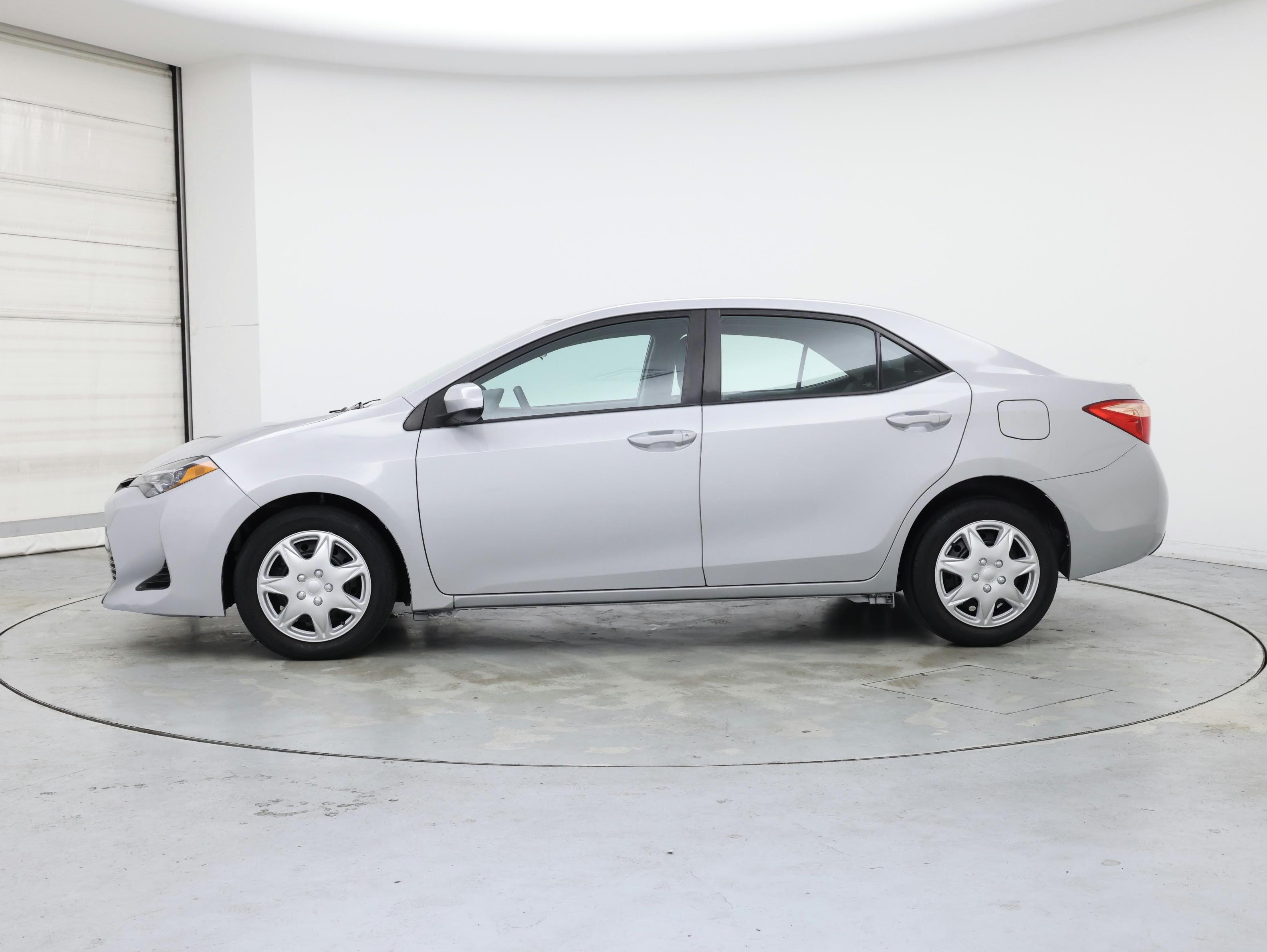 Thumbnail: 2019 Toyota Corolla - 3