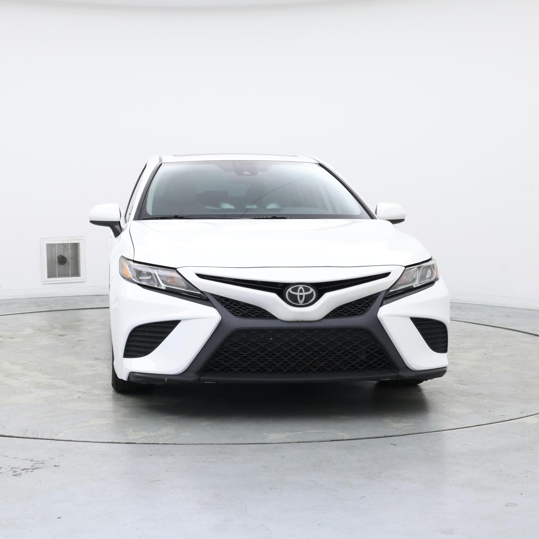 Thumbnail: 2020 Toyota Camry - 5