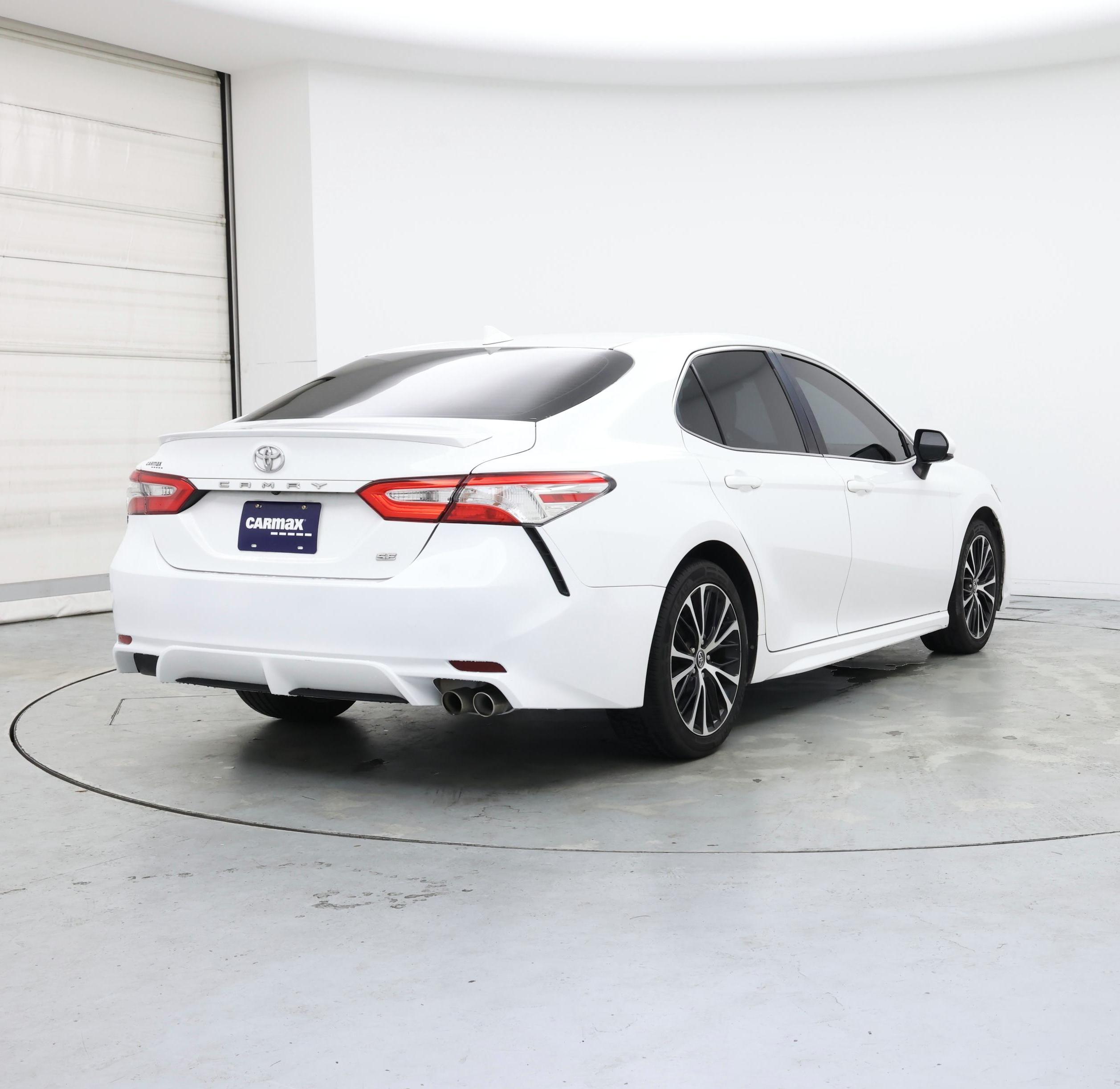 Thumbnail: 2020 Toyota Camry - 8