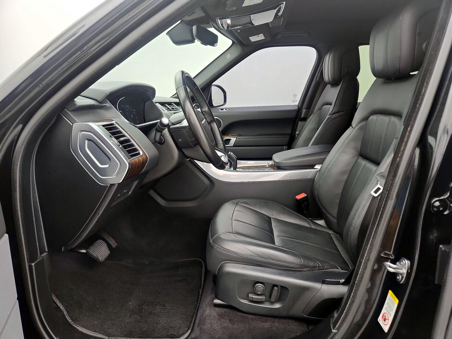 Thumbnail: 2020 Land Rover Range Rover Sport - 11