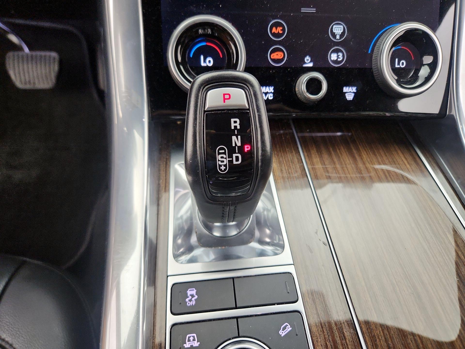 Thumbnail: 2020 Land Rover Range Rover Sport - 18
