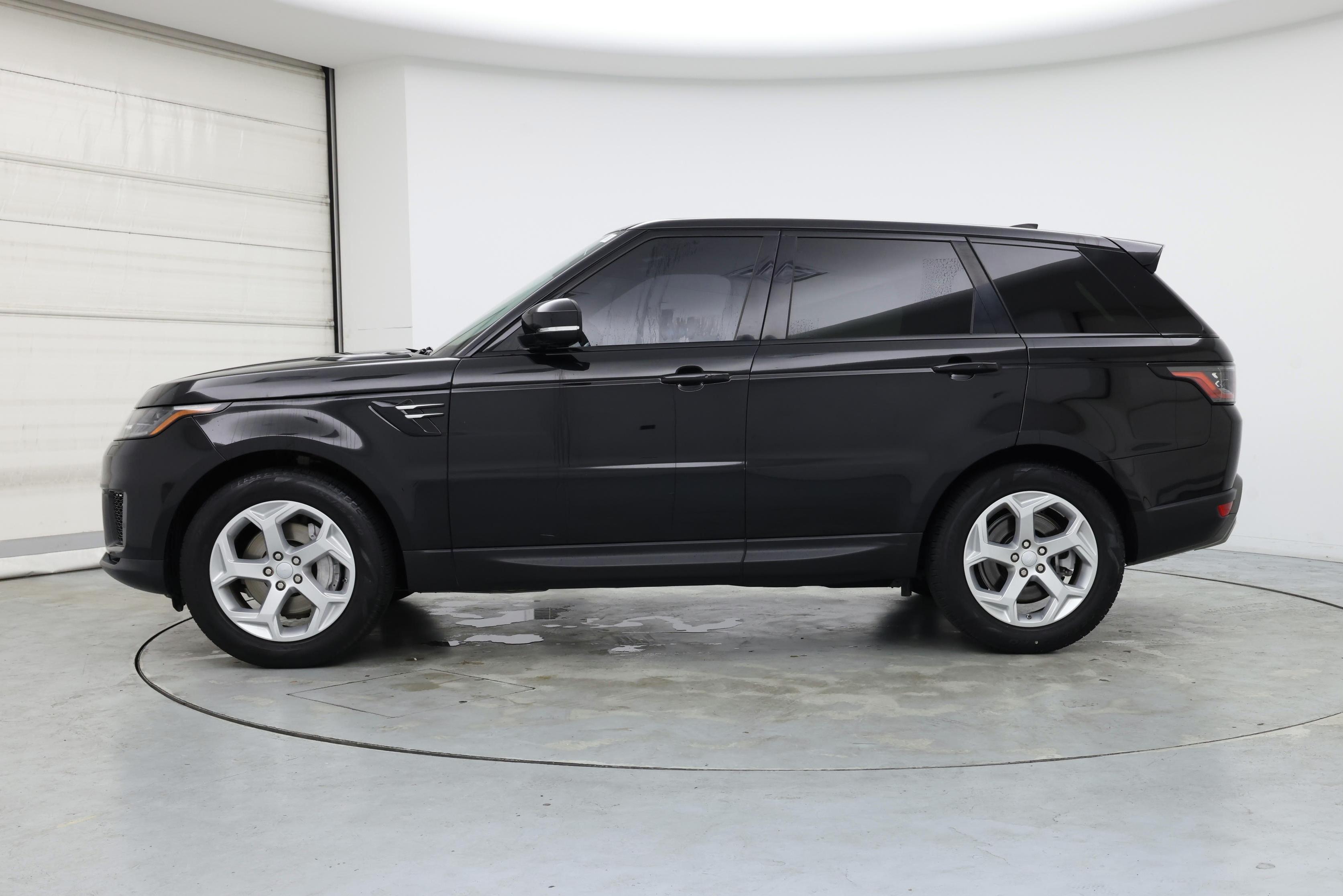 Thumbnail: 2020 Land Rover Range Rover Sport - 3