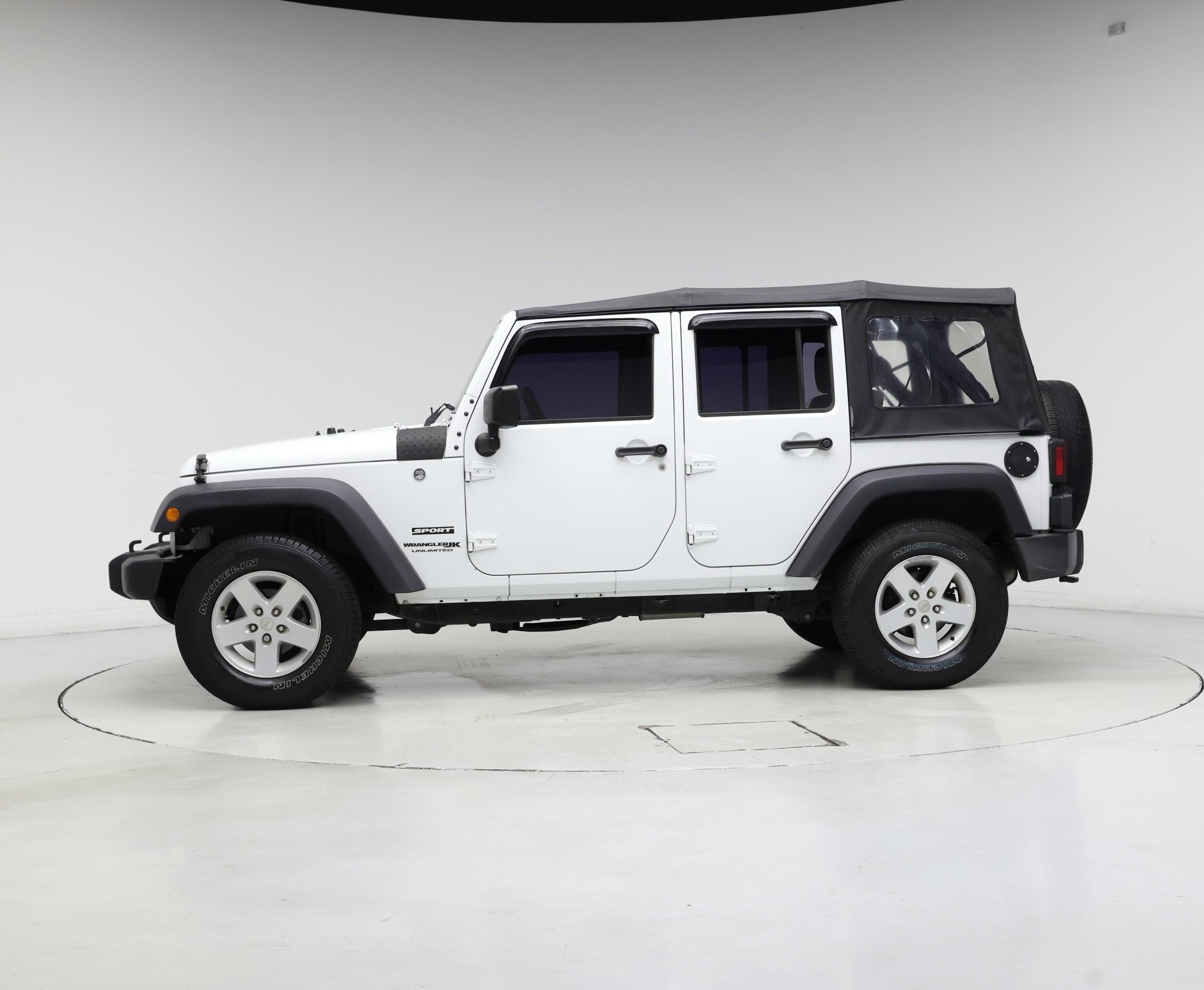 Thumbnail: 2018 Jeep Wrangler - 3