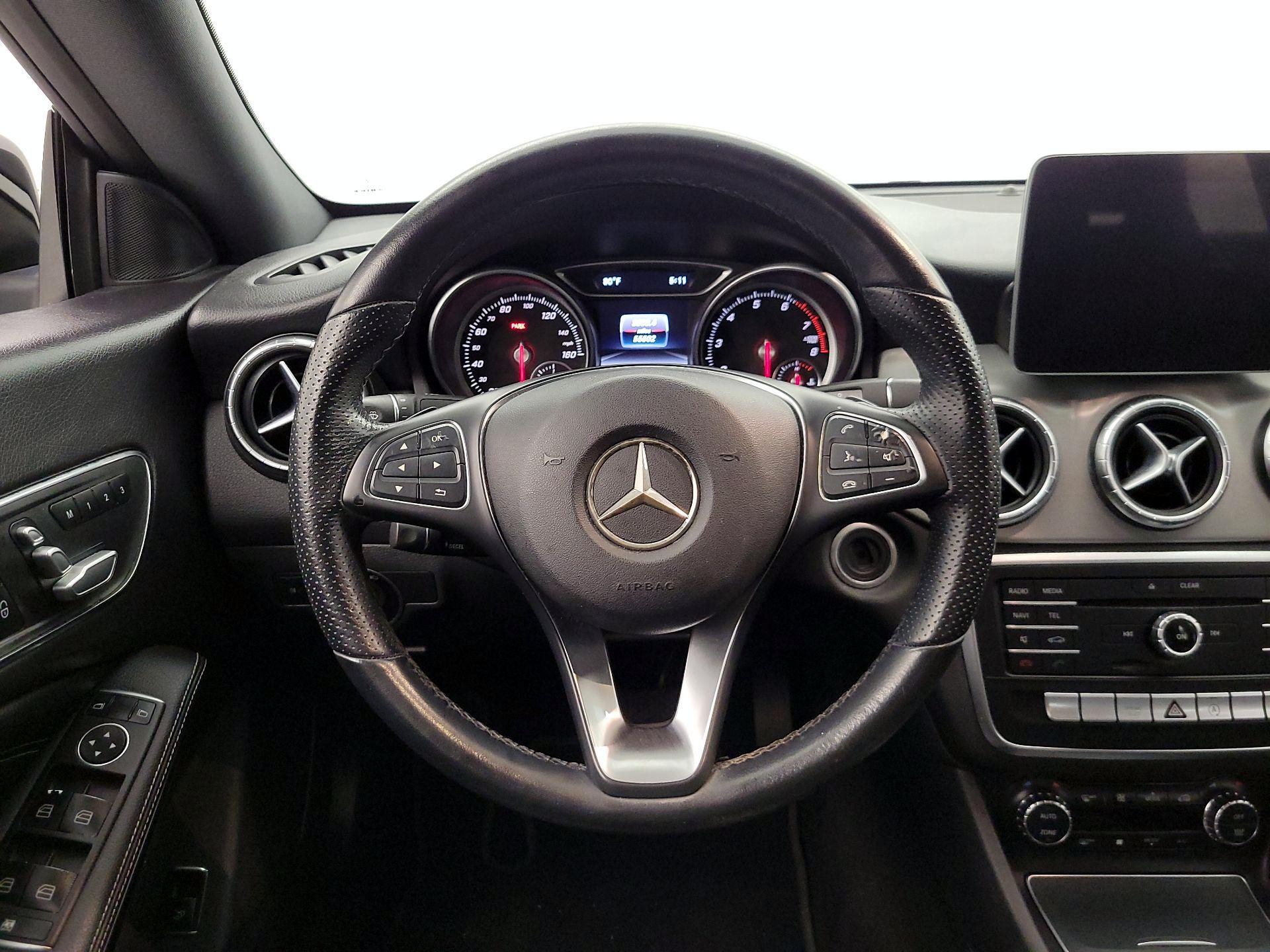 Thumbnail: 2019 Mercedes-Benz CLA - 10
