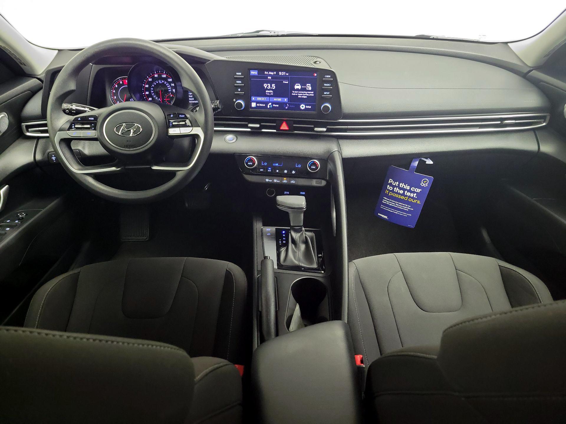 Thumbnail: 2022 Hyundai Elantra - 9
