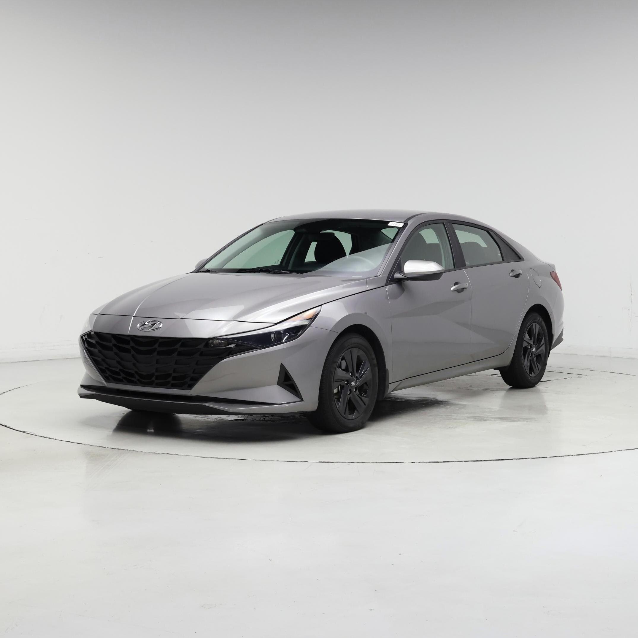 Thumbnail: 2022 Hyundai Elantra - 4