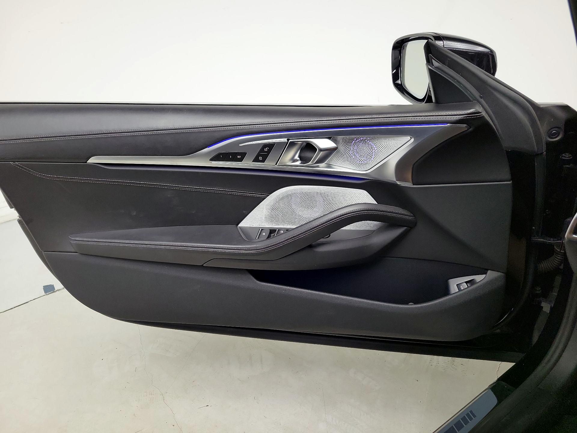 Thumbnail: 2019 BMW 8 Series - 12