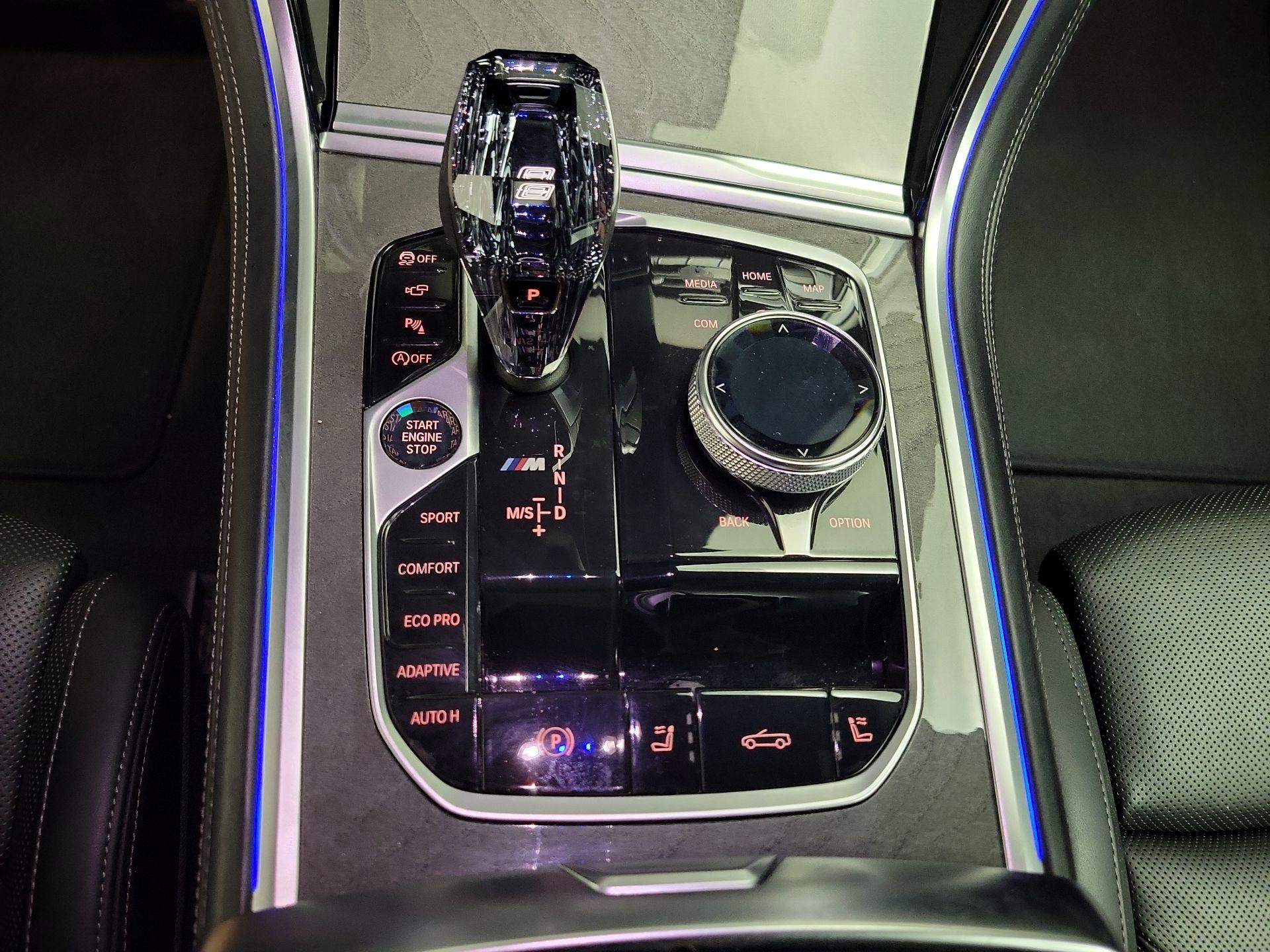 Thumbnail: 2019 BMW 8 Series - 18
