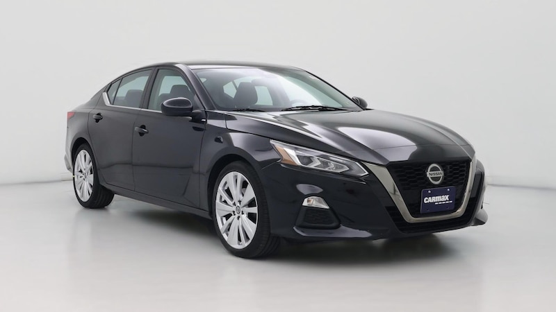 2021 Nissan Altima SR Hero Image