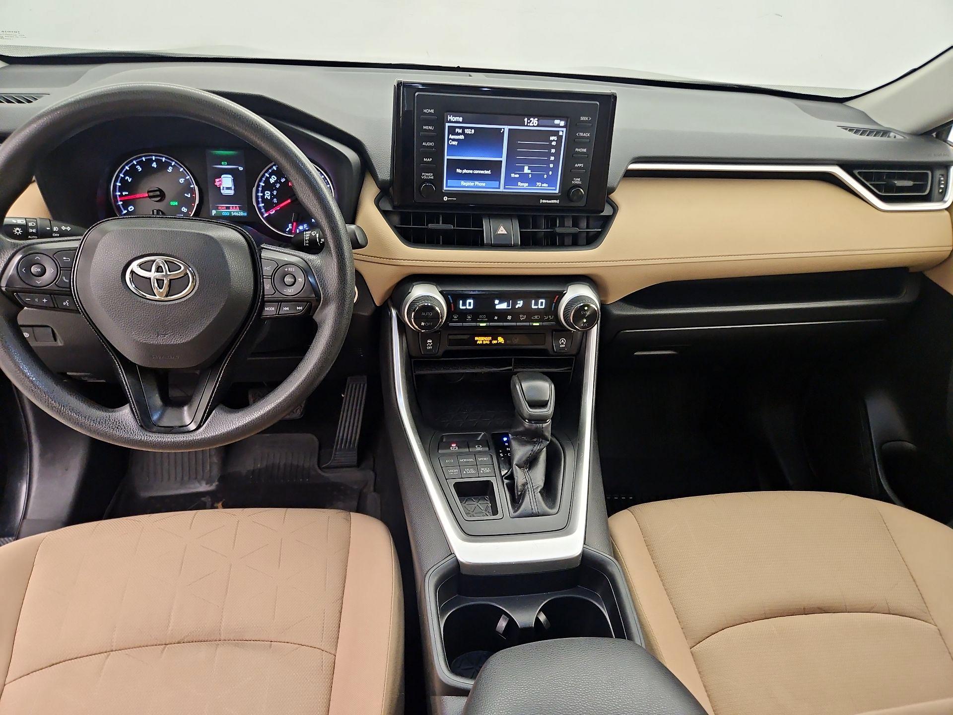 Thumbnail: 2020 Toyota RAV4 - 9