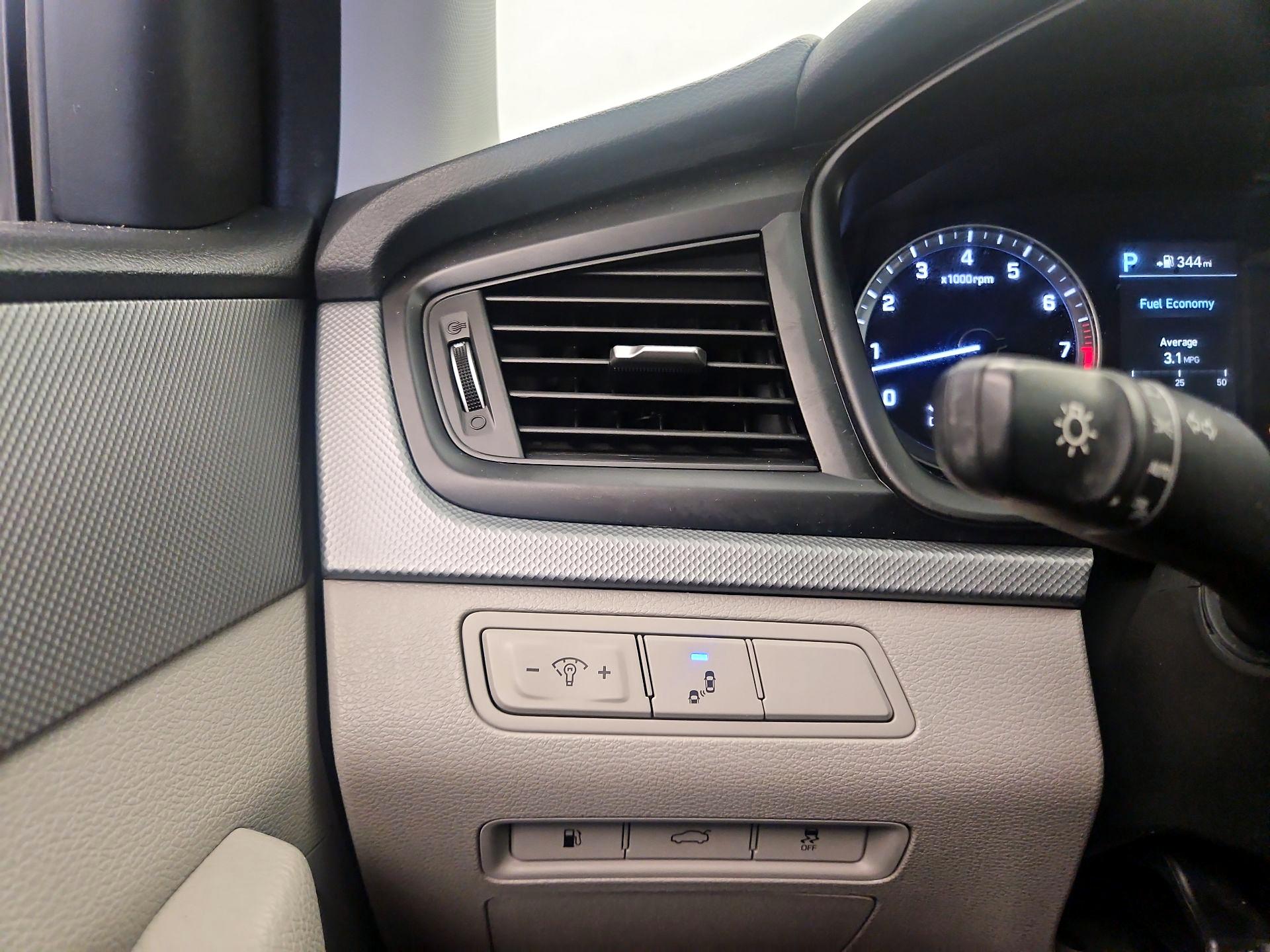 Thumbnail: 2019 Hyundai Sonata - 13