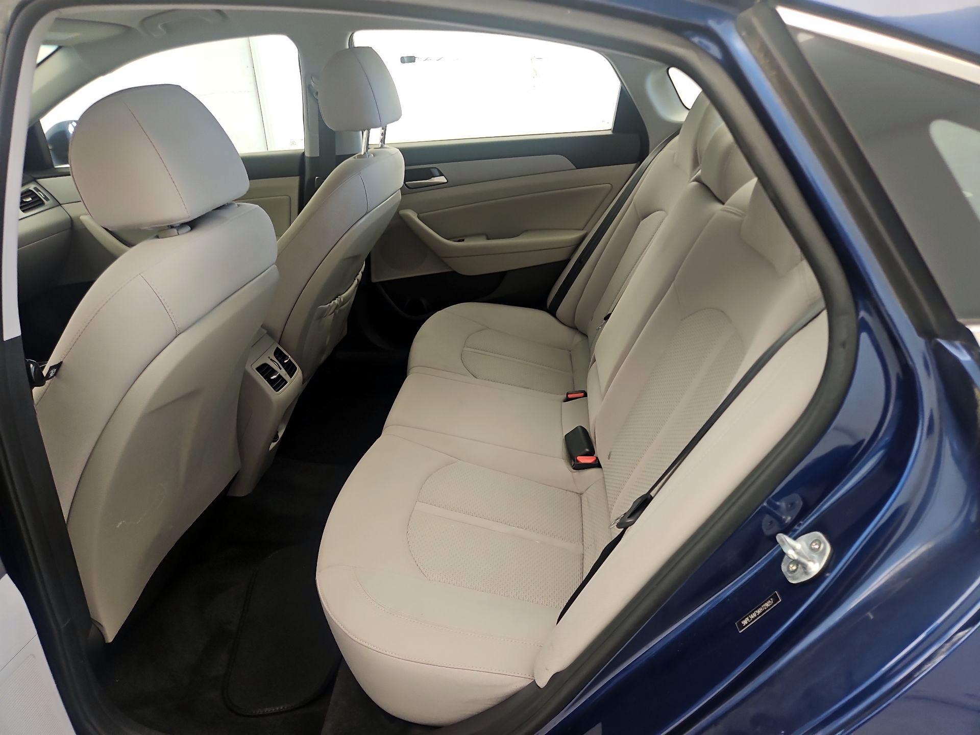 Thumbnail: 2019 Hyundai Sonata - 20