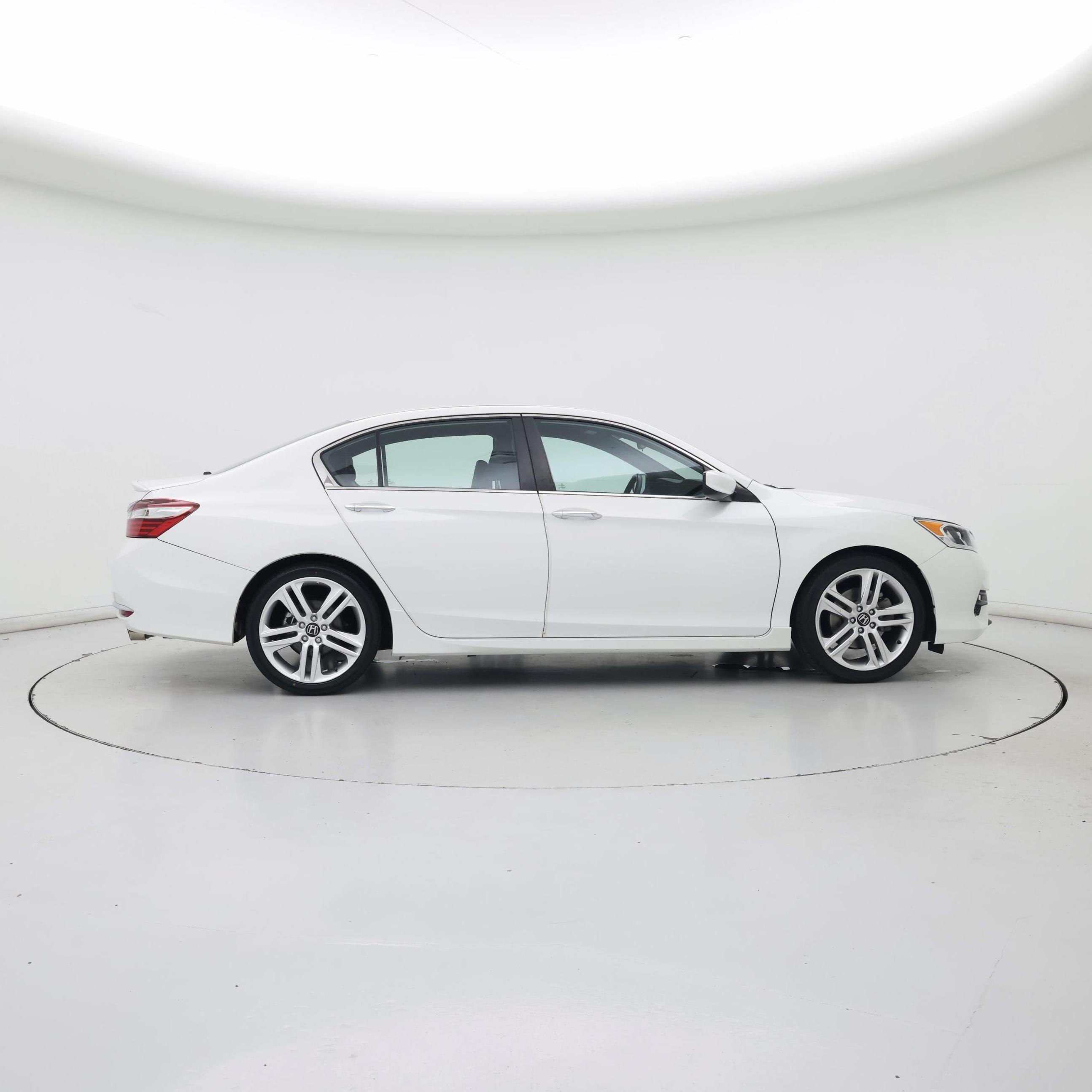 Thumbnail: 2017 Honda Accord - 7