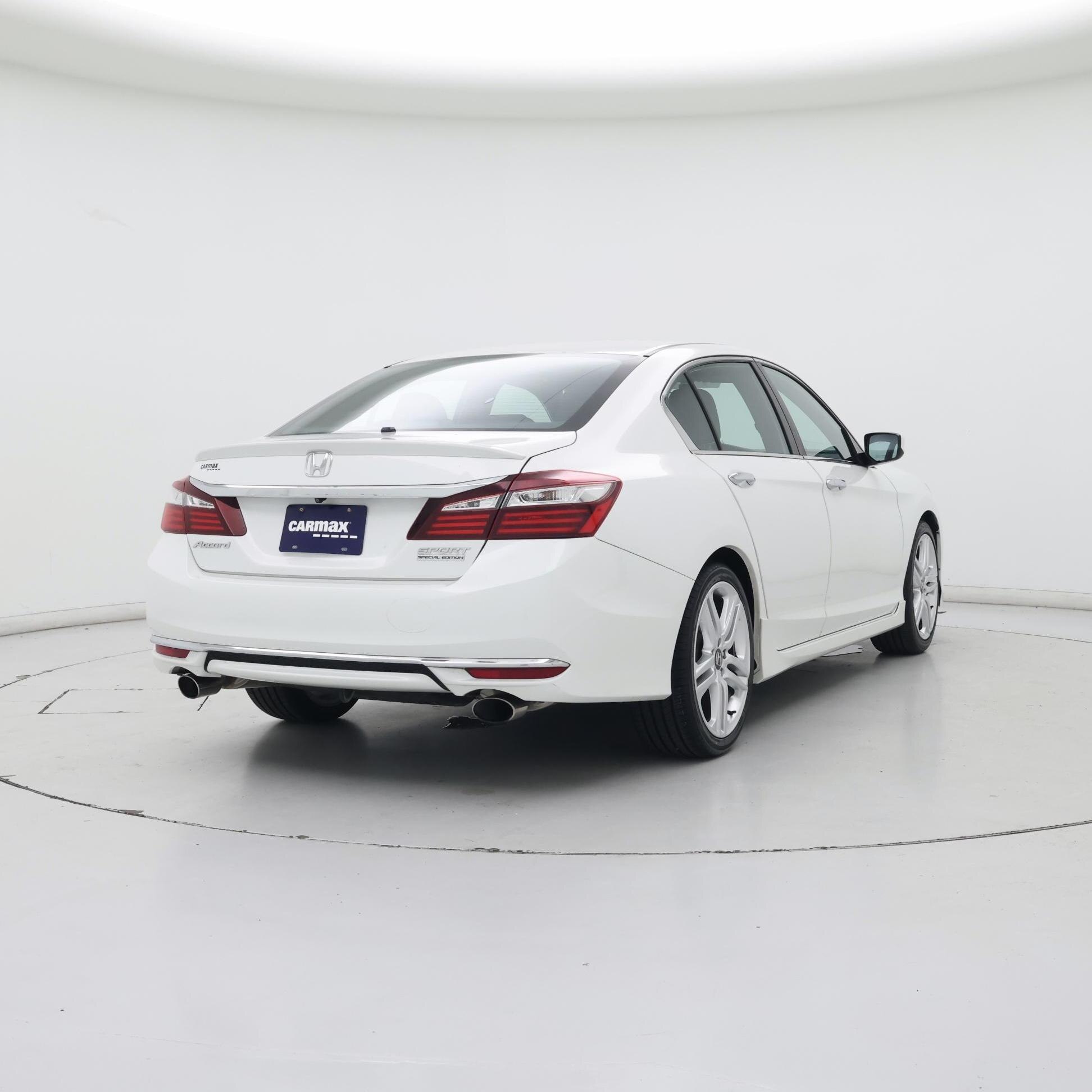 Thumbnail: 2017 Honda Accord - 8