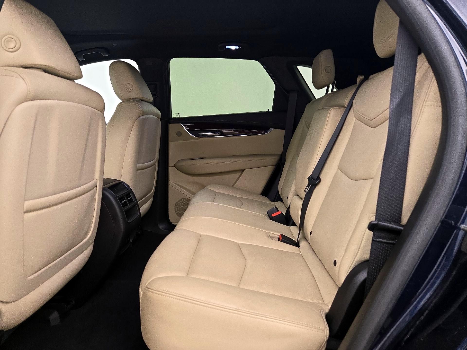 Thumbnail: 2017 Cadillac XT5 - 20