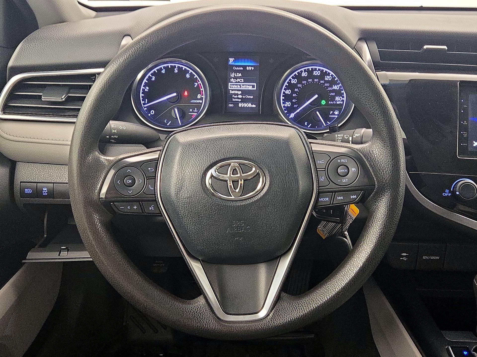 Thumbnail: 2018 Toyota Camry - 10