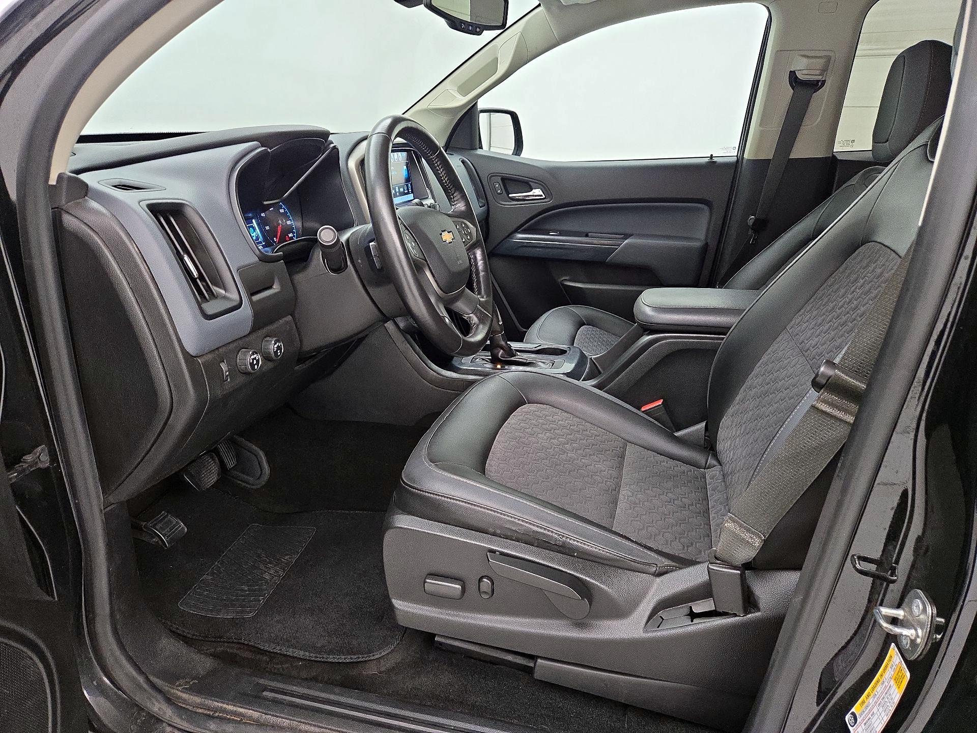Thumbnail: 2018 Chevrolet Colorado - 11