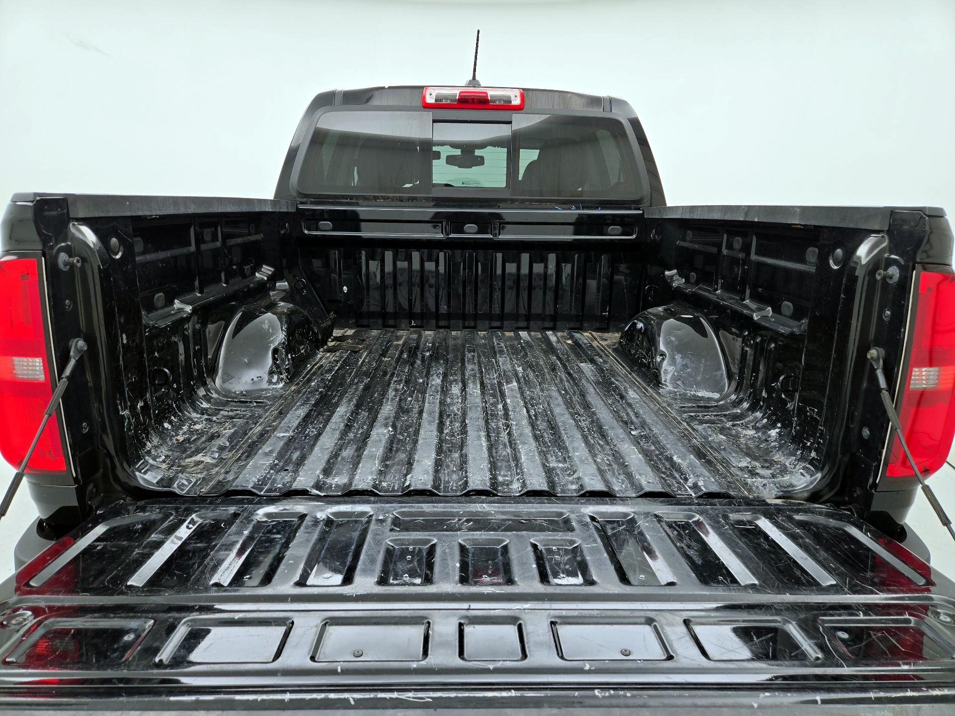 Thumbnail: 2018 Chevrolet Colorado - 19
