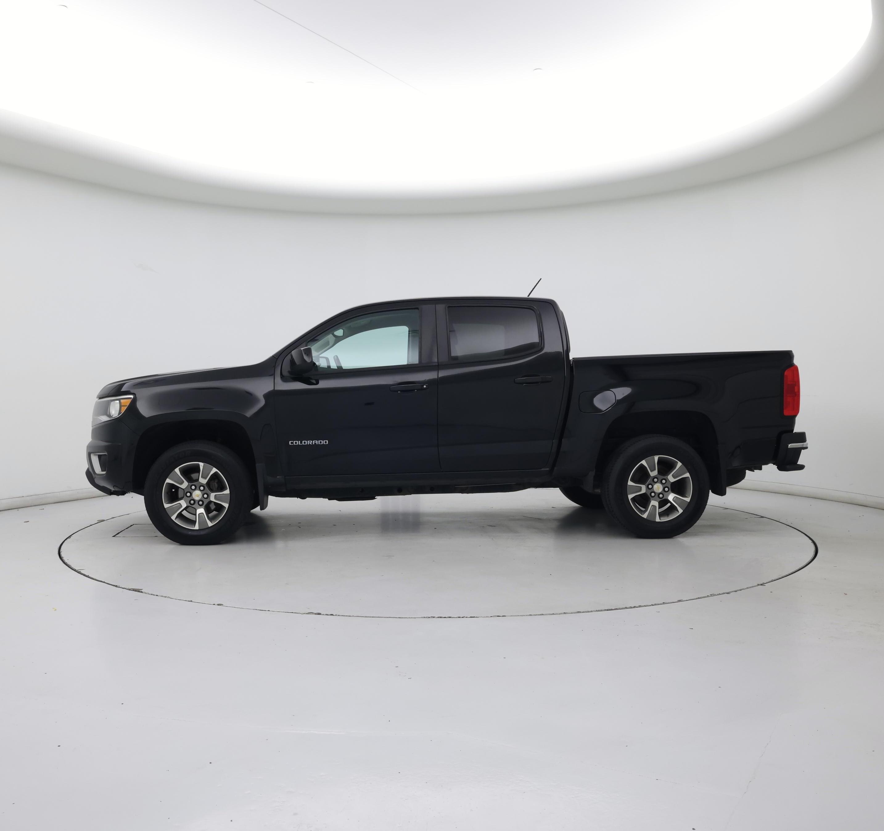Thumbnail: 2018 Chevrolet Colorado - 3