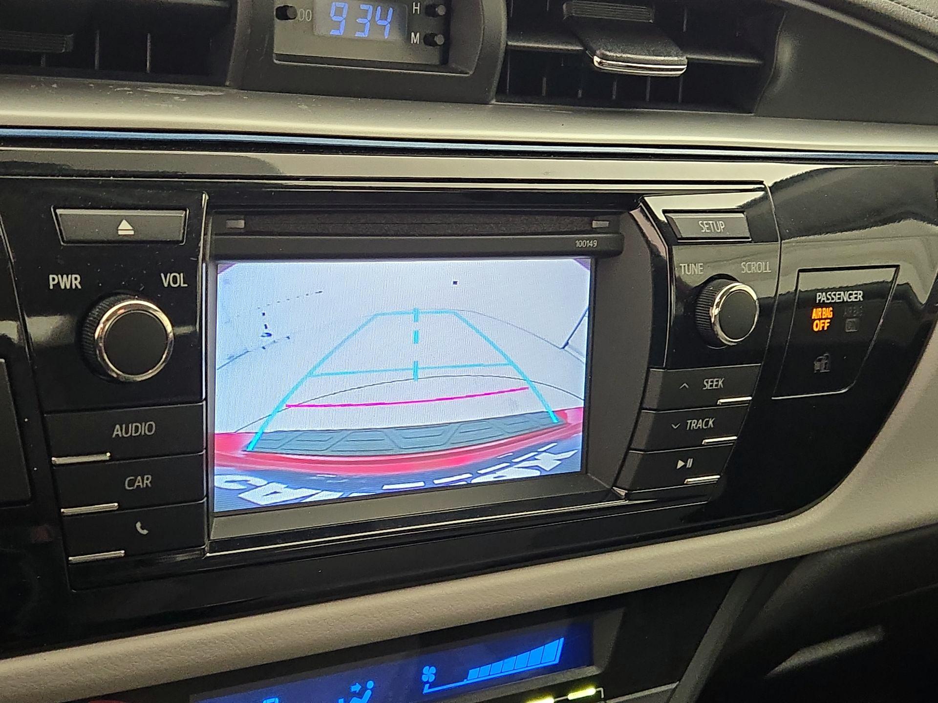 Thumbnail: 2015 Toyota Corolla - 14