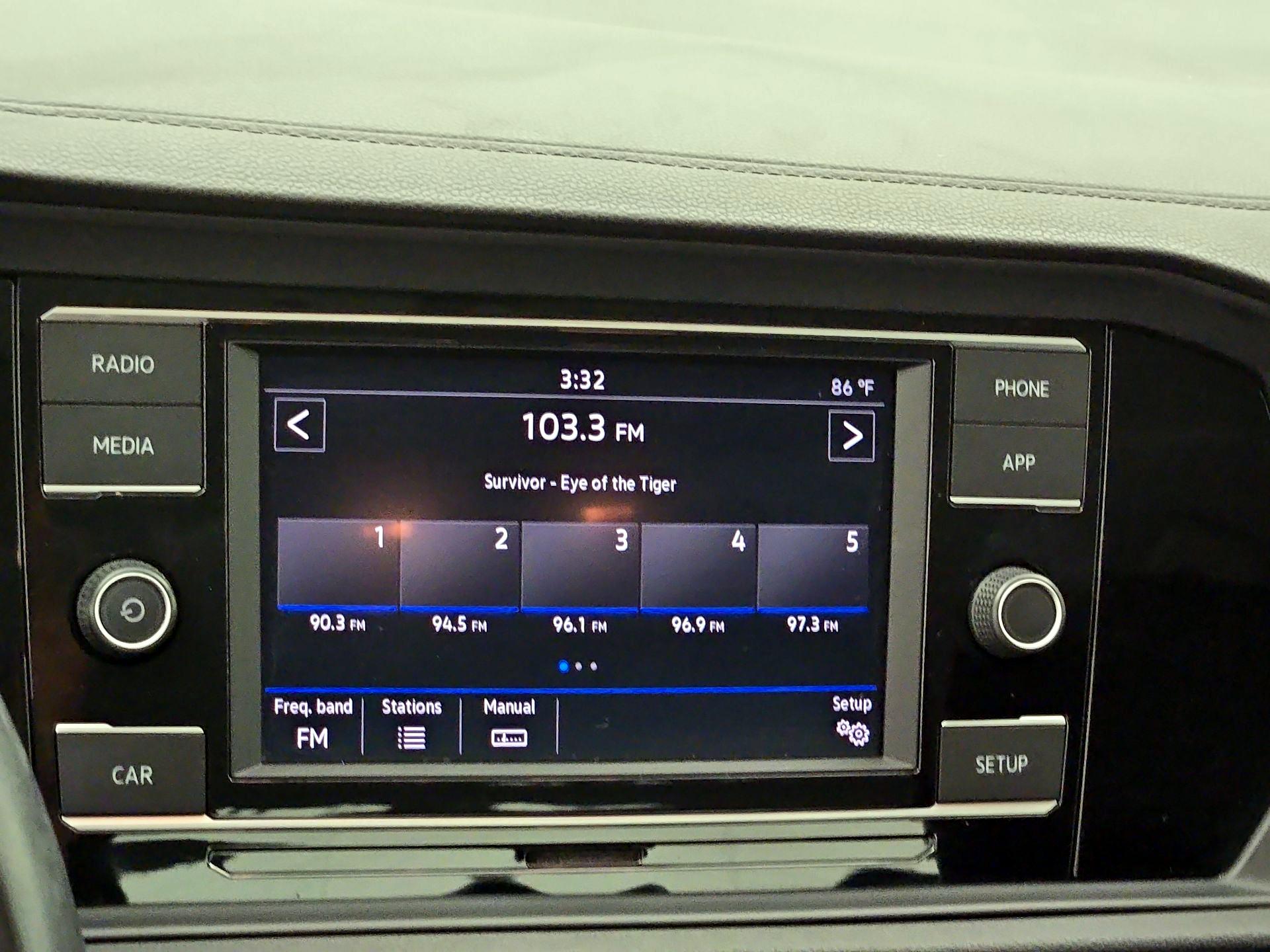 Thumbnail: 2019 Volkswagen Jetta - 15