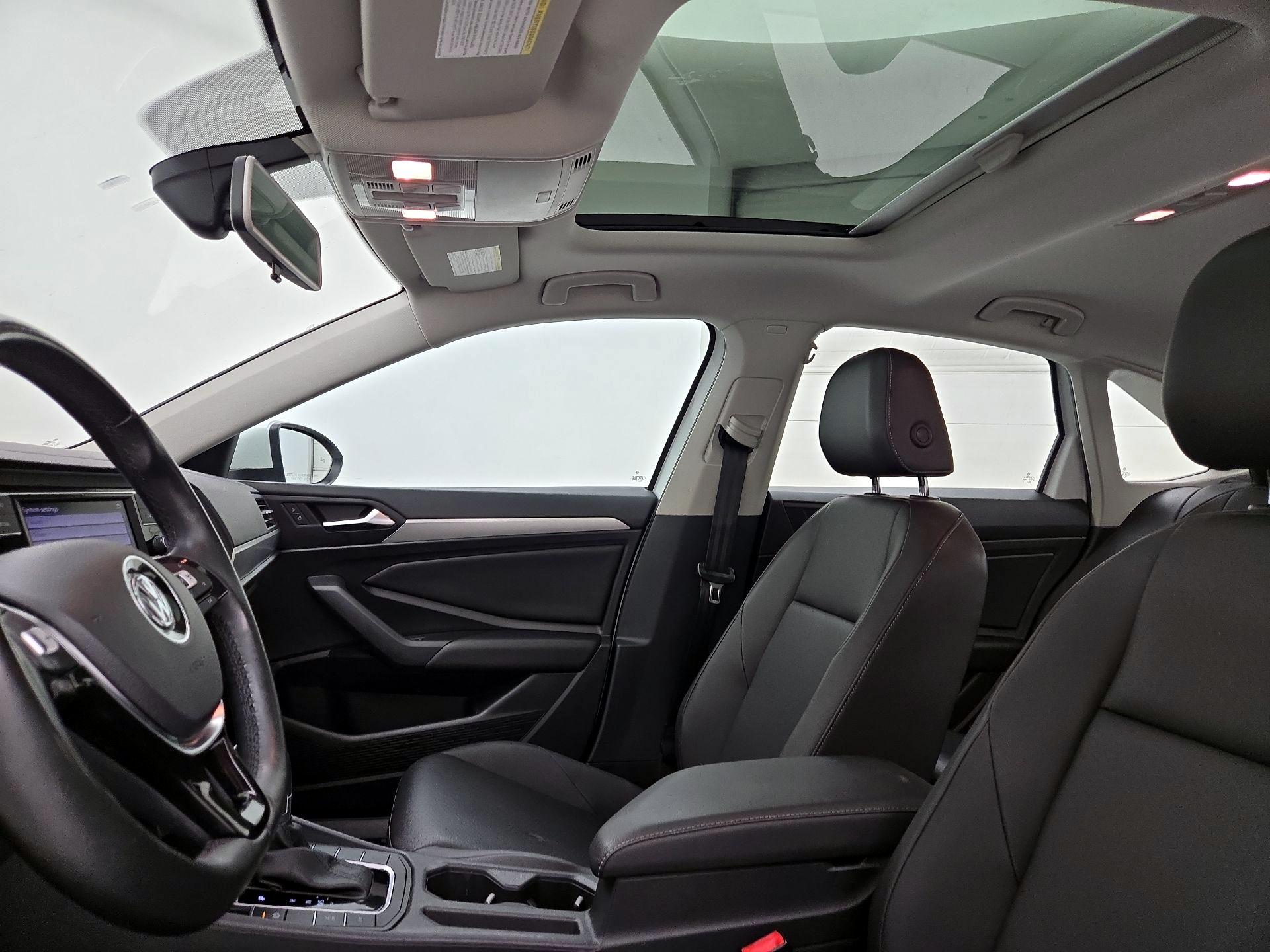 Thumbnail: 2019 Volkswagen Jetta - 19