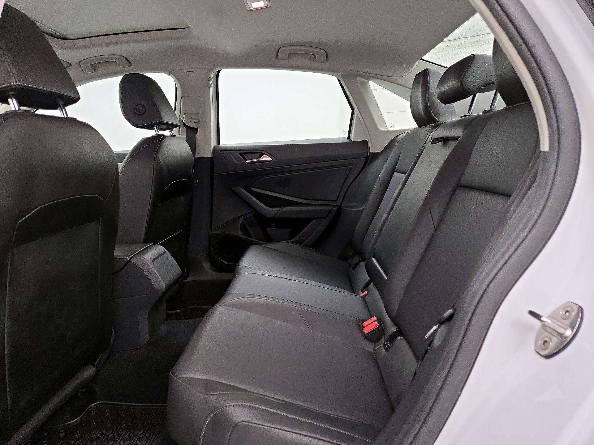 Thumbnail: 2019 Volkswagen Jetta - 20