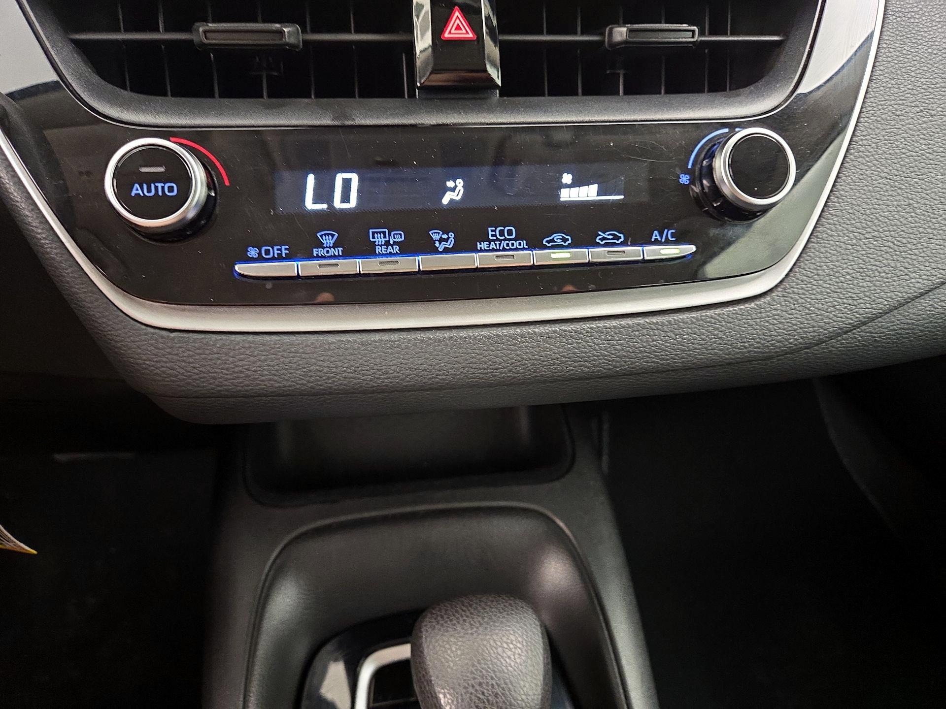Thumbnail: 2021 Toyota Corolla - 16