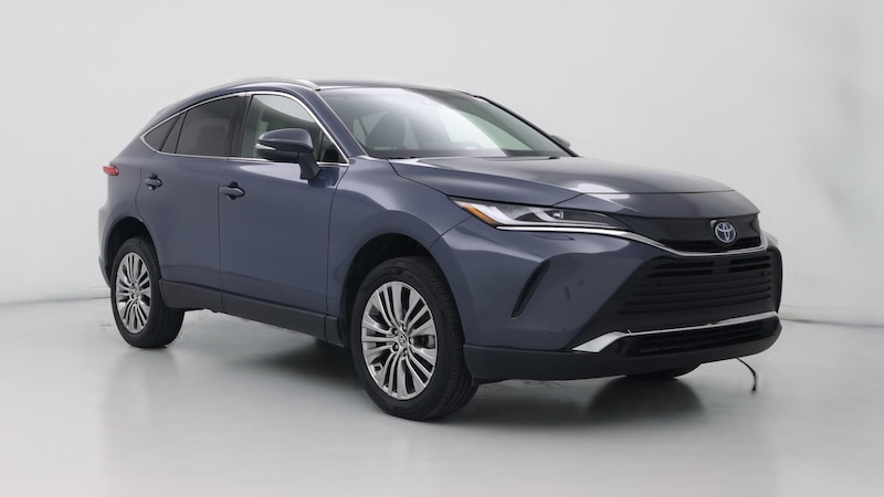 2022 Toyota Venza XLE Hero Image