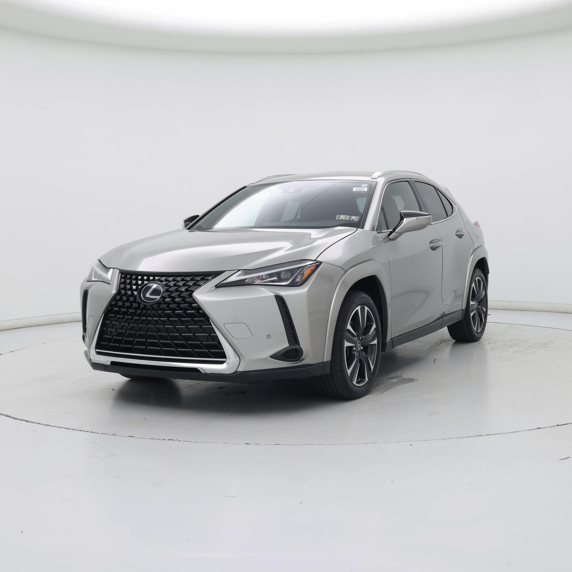 Thumbnail: 2022 Lexus UX - 4
