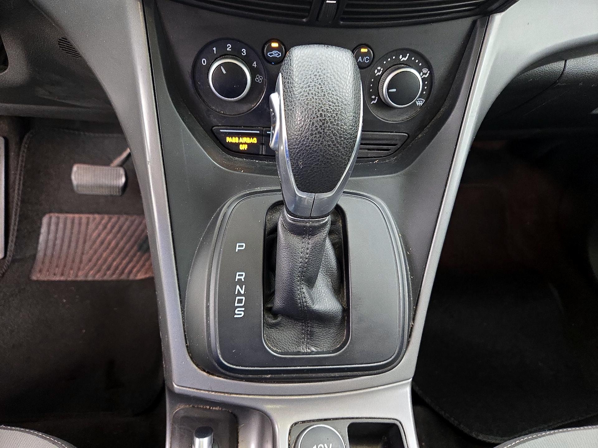 Thumbnail: 2016 Ford Escape - 16