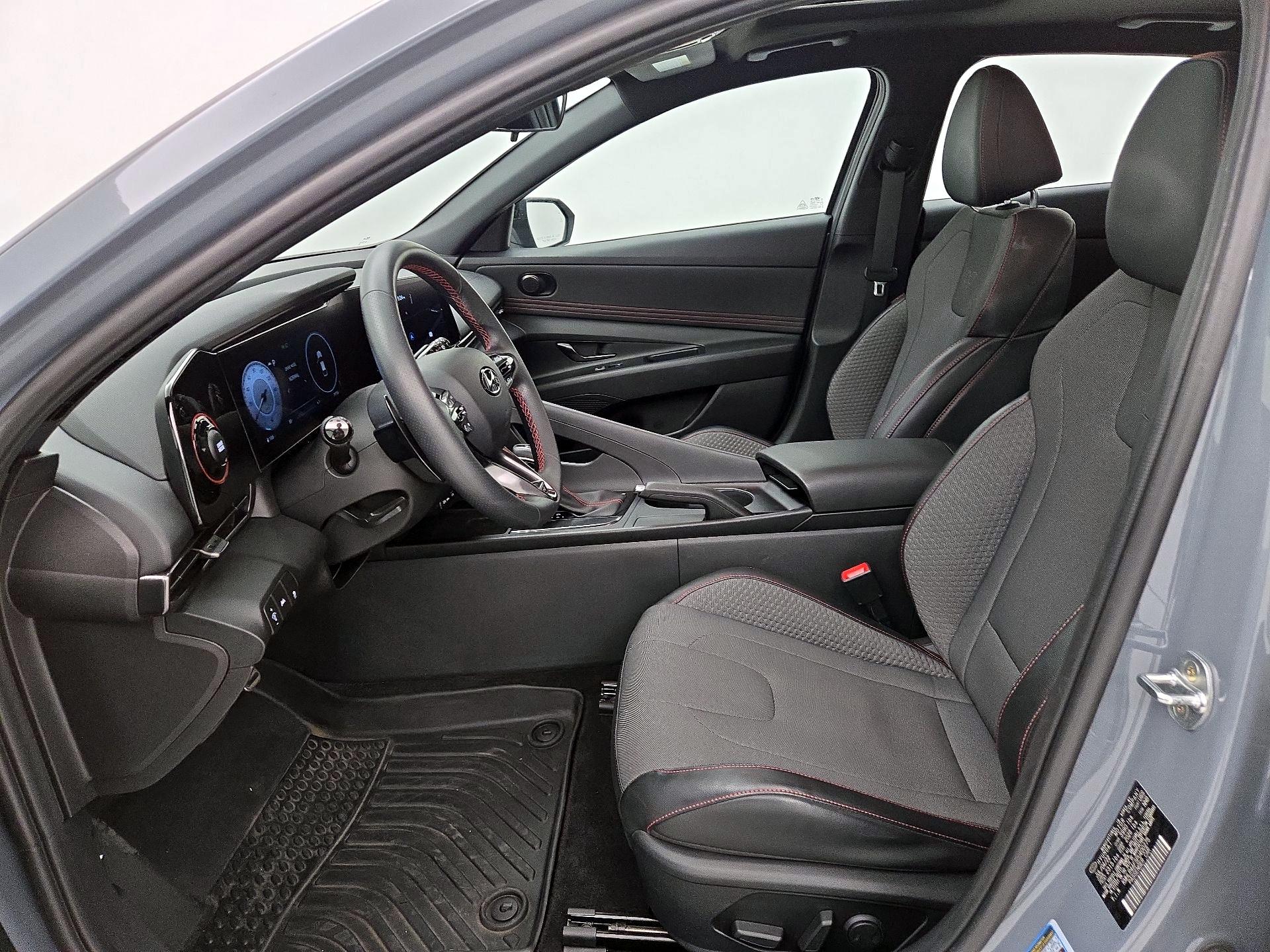Thumbnail: 2023 Hyundai Elantra - 11
