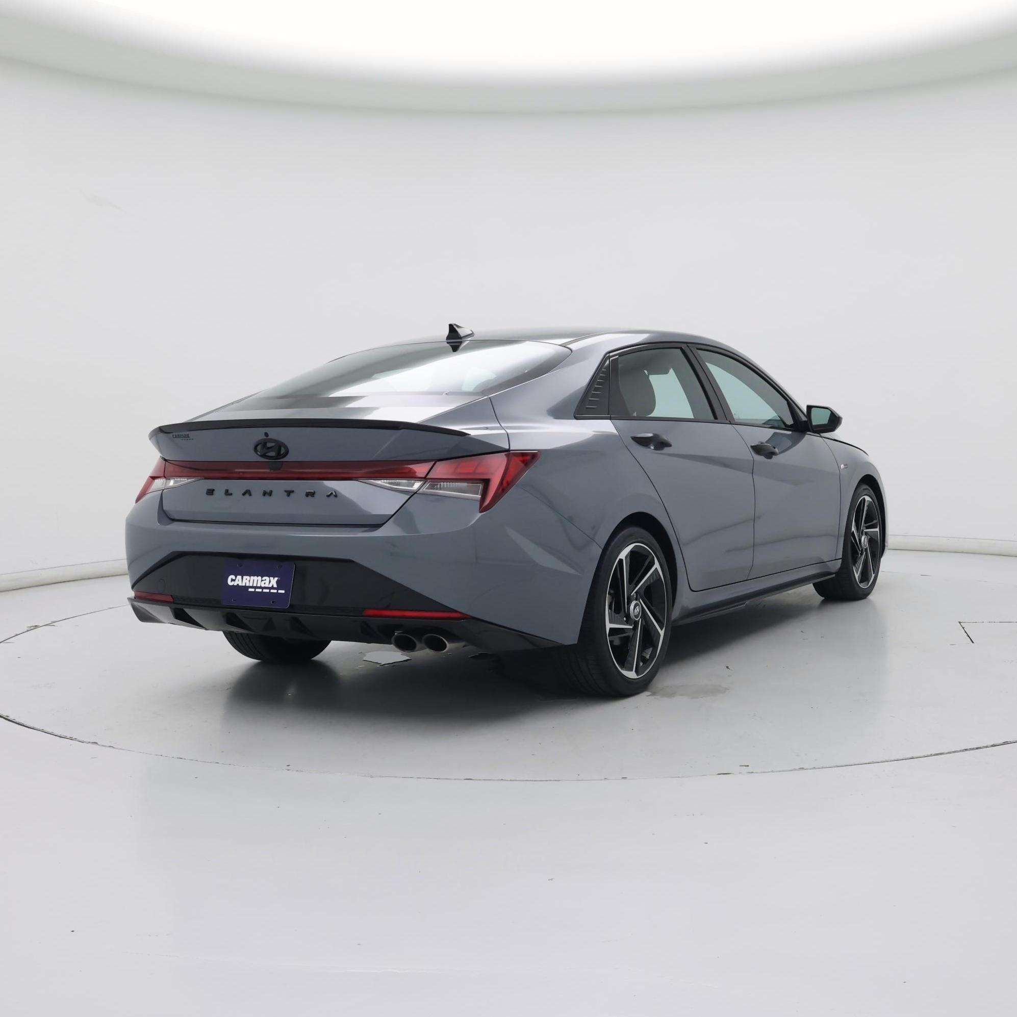 Thumbnail: 2023 Hyundai Elantra - 8