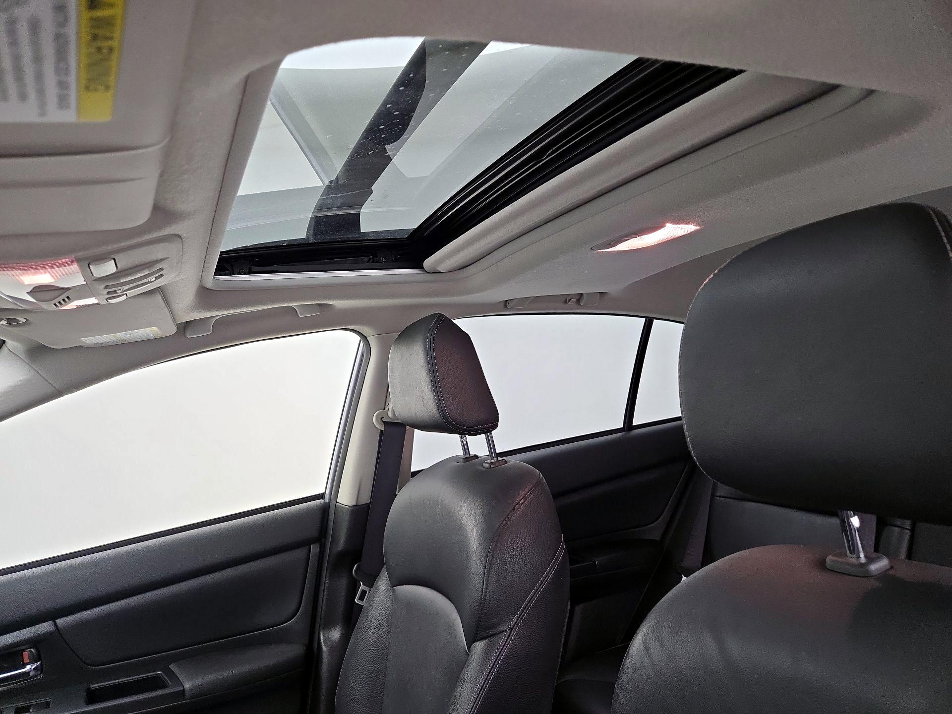 Thumbnail: 2014 Subaru XV Crosstrek - 18
